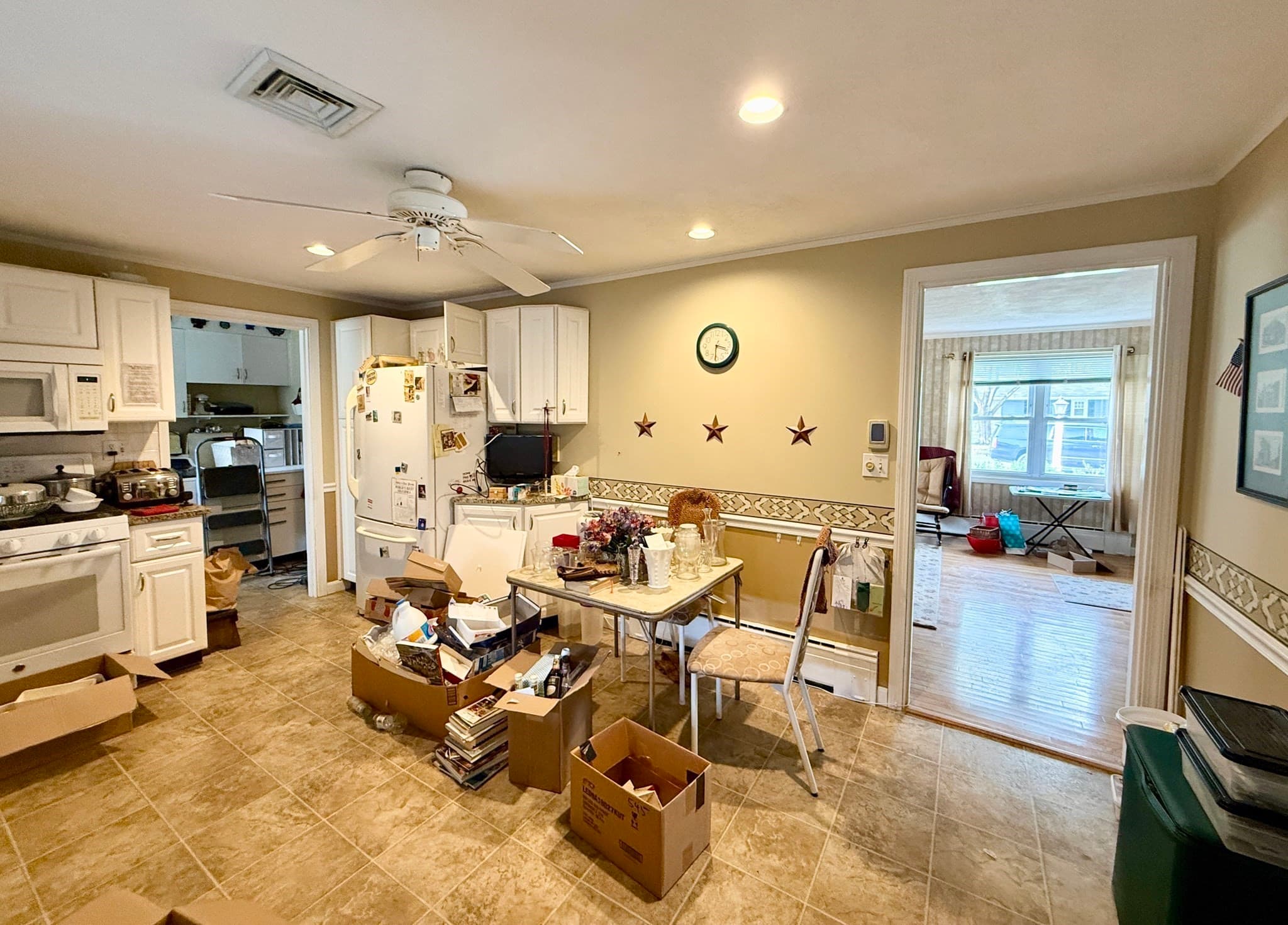 Single Family Residence at 252 Fairview Ave, Brockton MA 02301, Brockton, photo 13 of 32