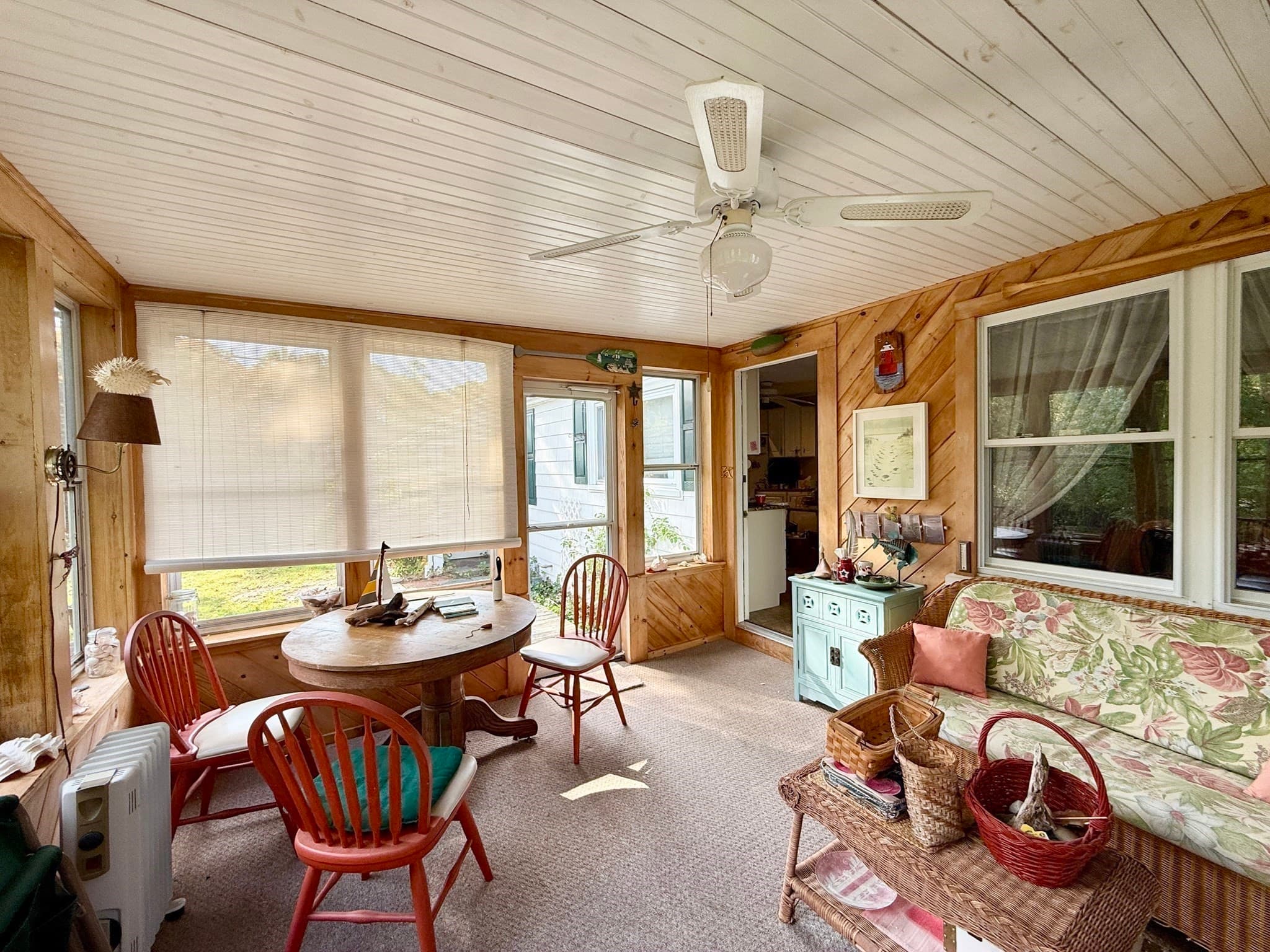 Single Family Residence at 252 Fairview Ave, Brockton MA 02301, Brockton, photo 16 of 32
