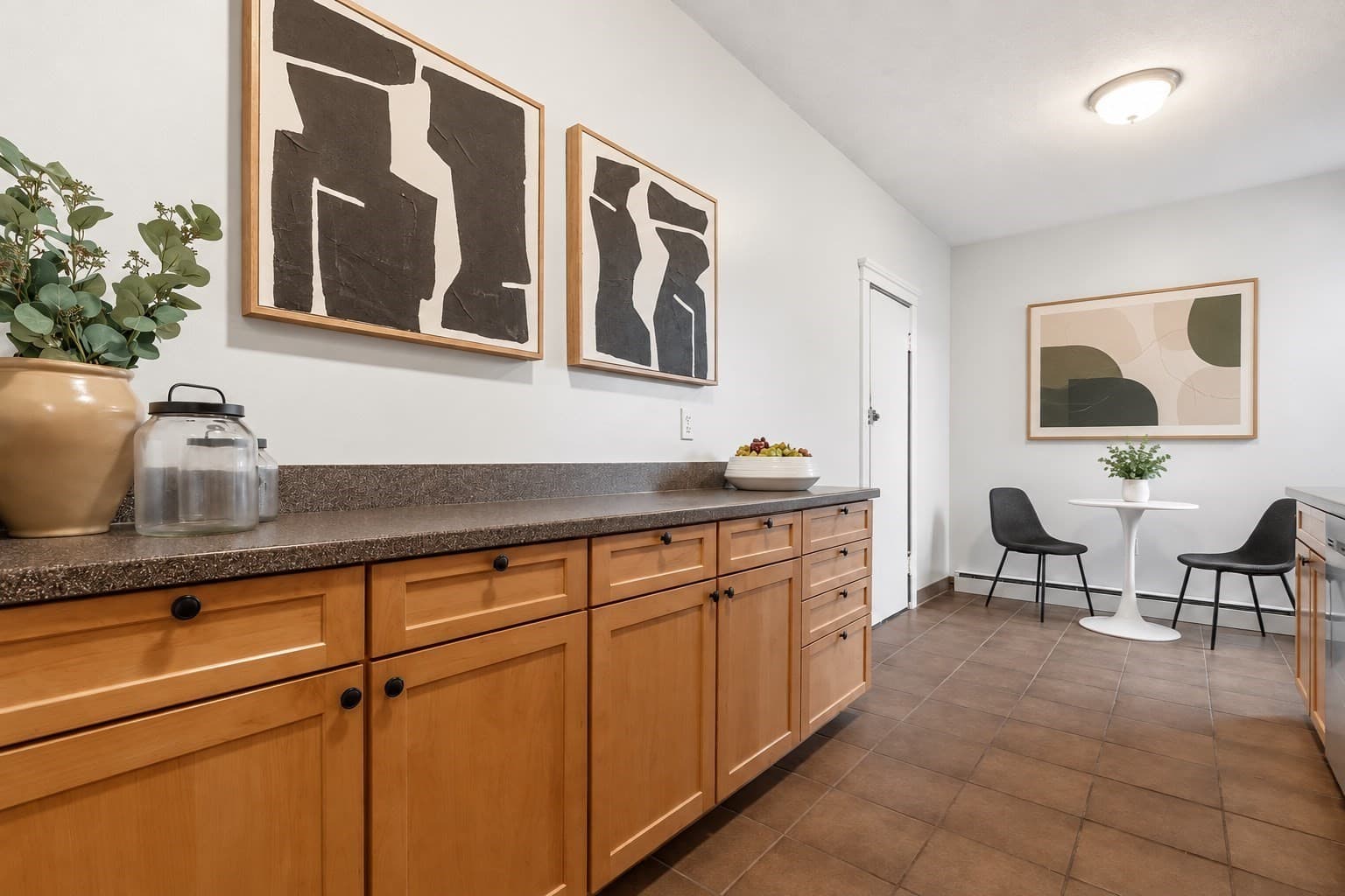Condominium at 12 Ransom Rd # 10, Boston MA 02135, Boston, photo 4 of 9