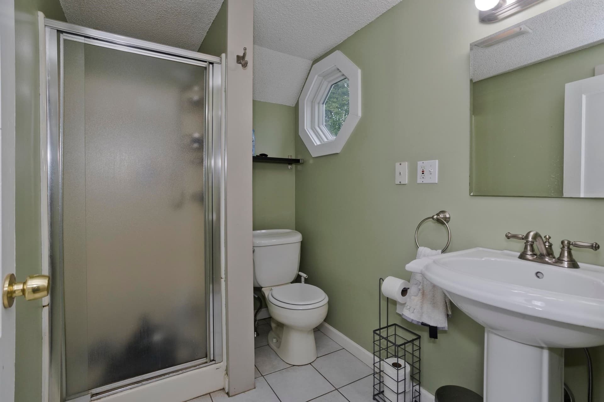 Single Family Residence at 122 Hartford Ter, Springfield MA 01118, photo 22 of 29