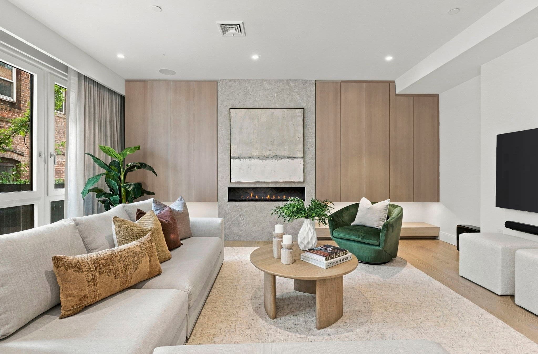 Condominium at 291 Tappan St # 291, Brookline MA 02445, Brookline, photo 3 of 42