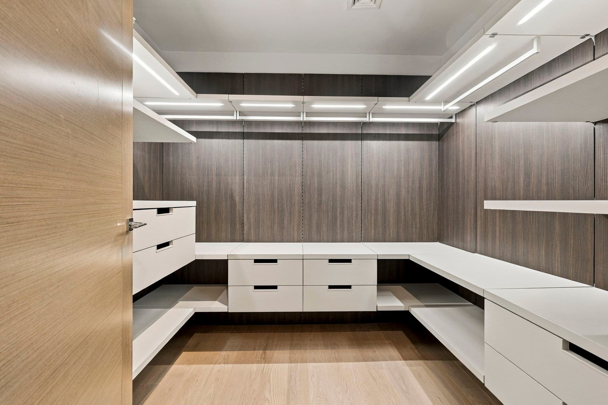 Condominium at 291 Tappan St # 291, Brookline MA 02445, Brookline, photo 18 of 42
