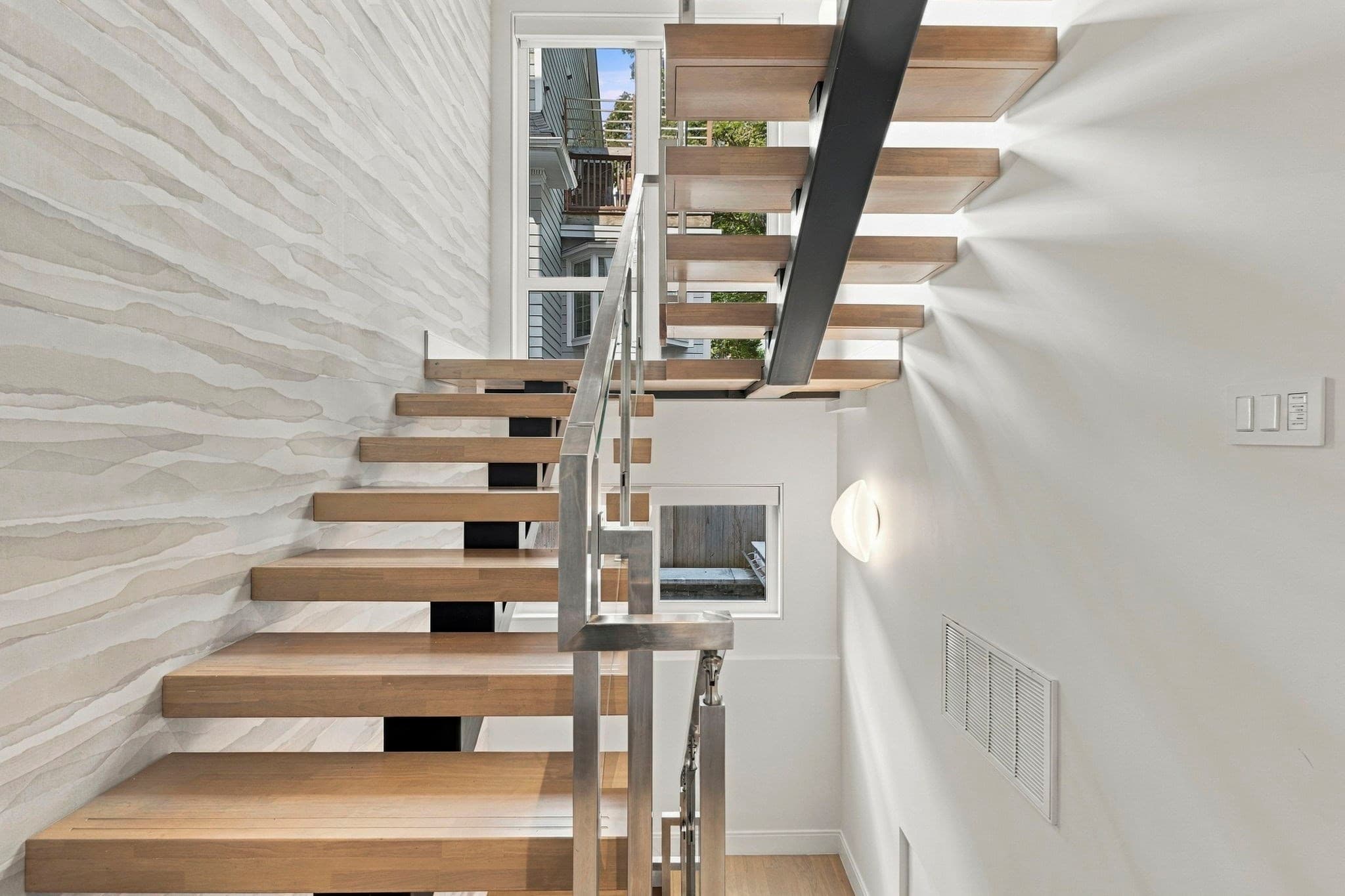 Condominium at 291 Tappan St # 291, Brookline MA 02445, Brookline, photo 11 of 42