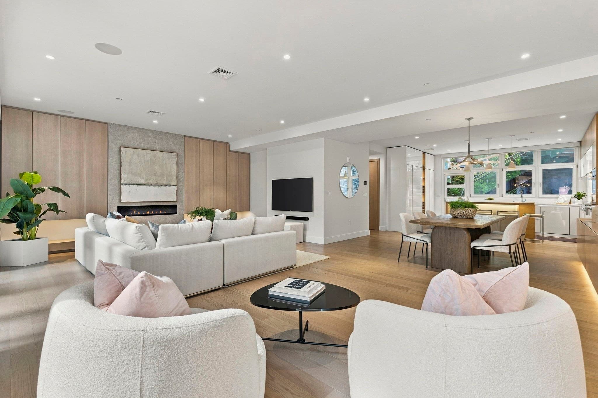 Condominium at 291 Tappan St # 291, Brookline MA 02445, Brookline, photo 4 of 42