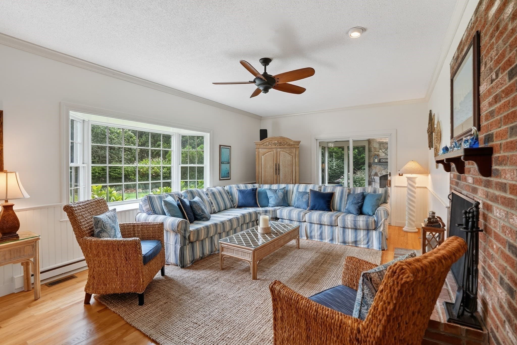 Single Family Residence at 16 Old Dunhams Corner Way, Edgartown MA 02539, Edgartown, photo 6 of 42