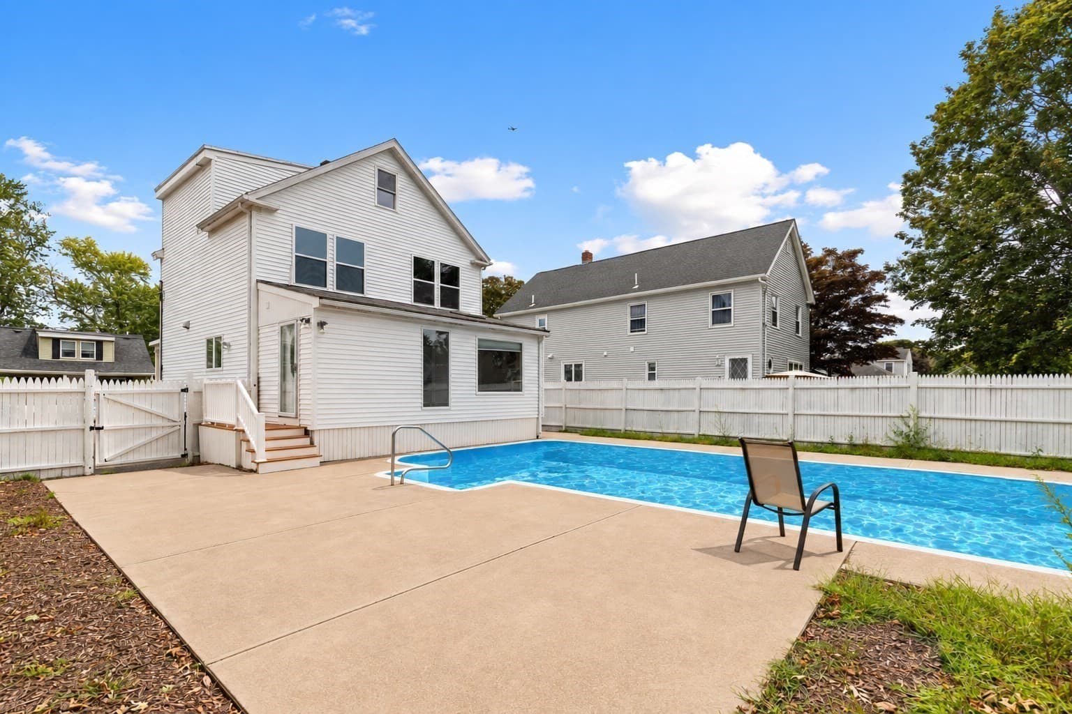 Single Family Residence at 3 Crane St, Danvers MA 01923, Danvers, photo 12 of 35