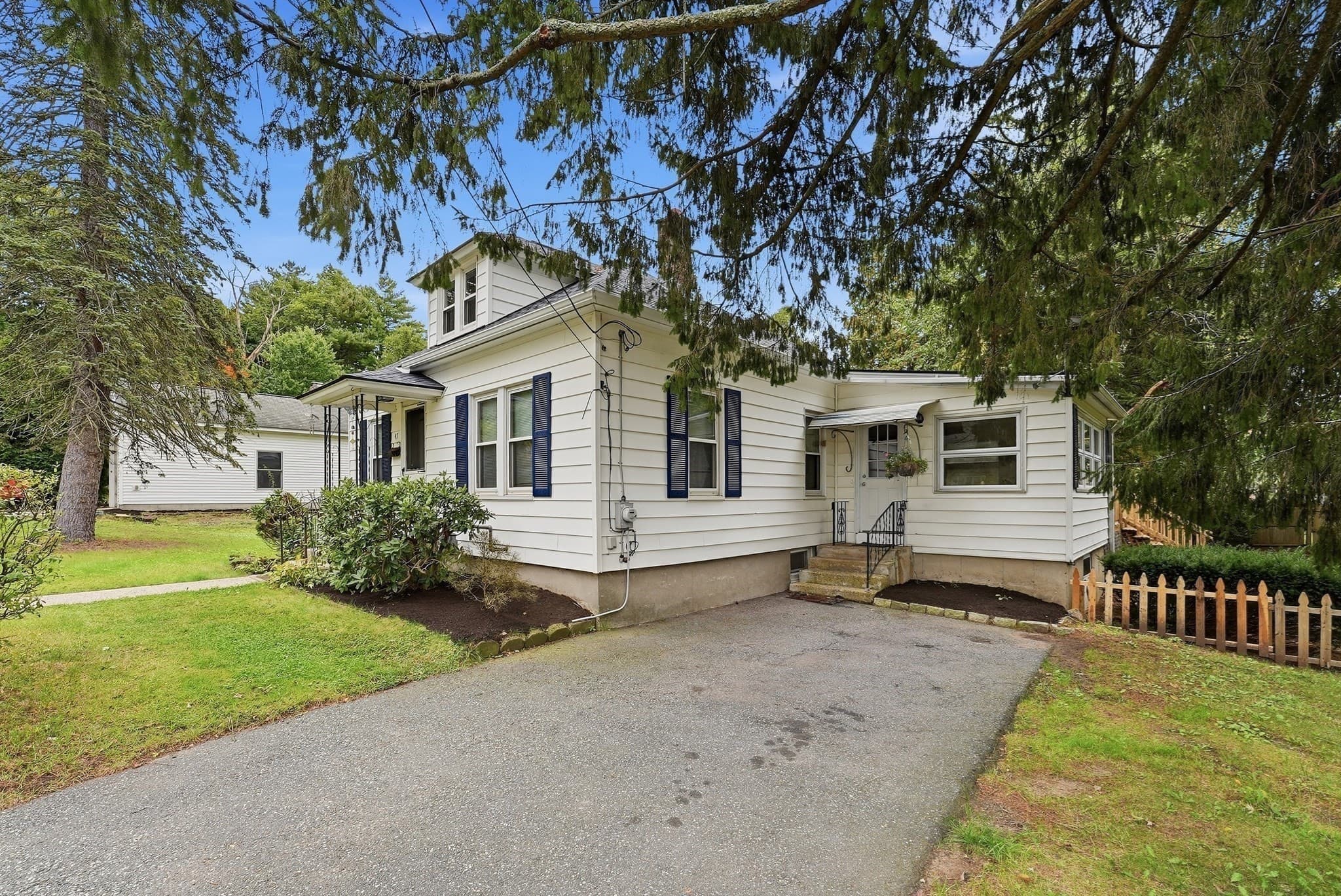 Single Family Residence at 47 Shearer St, Palmer MA 01069, Palmer, photo 2 of 42