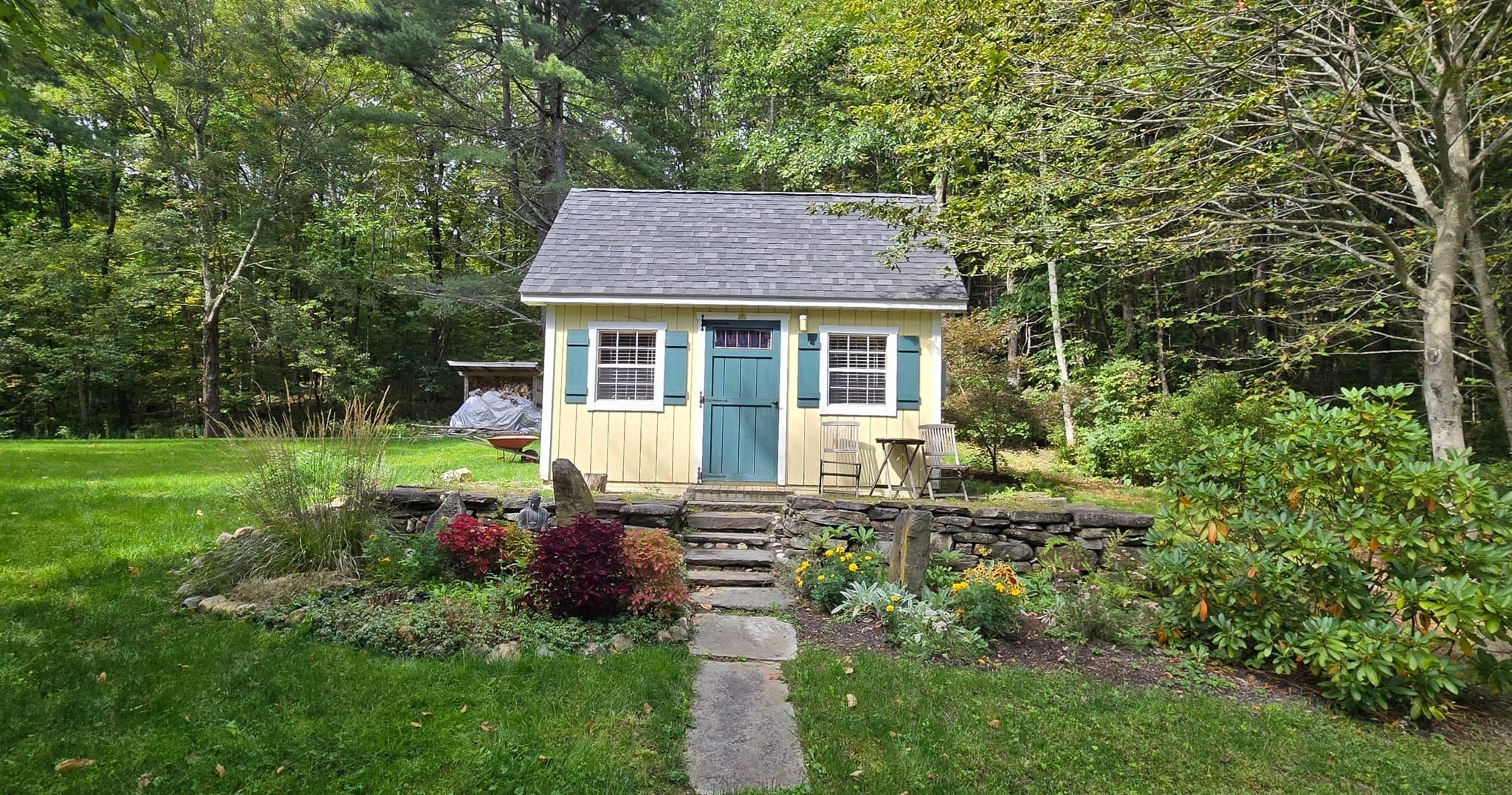 Single Family Residence at 2 Taft Rd, Chester MA 01011, Chester, photo 2 of 12