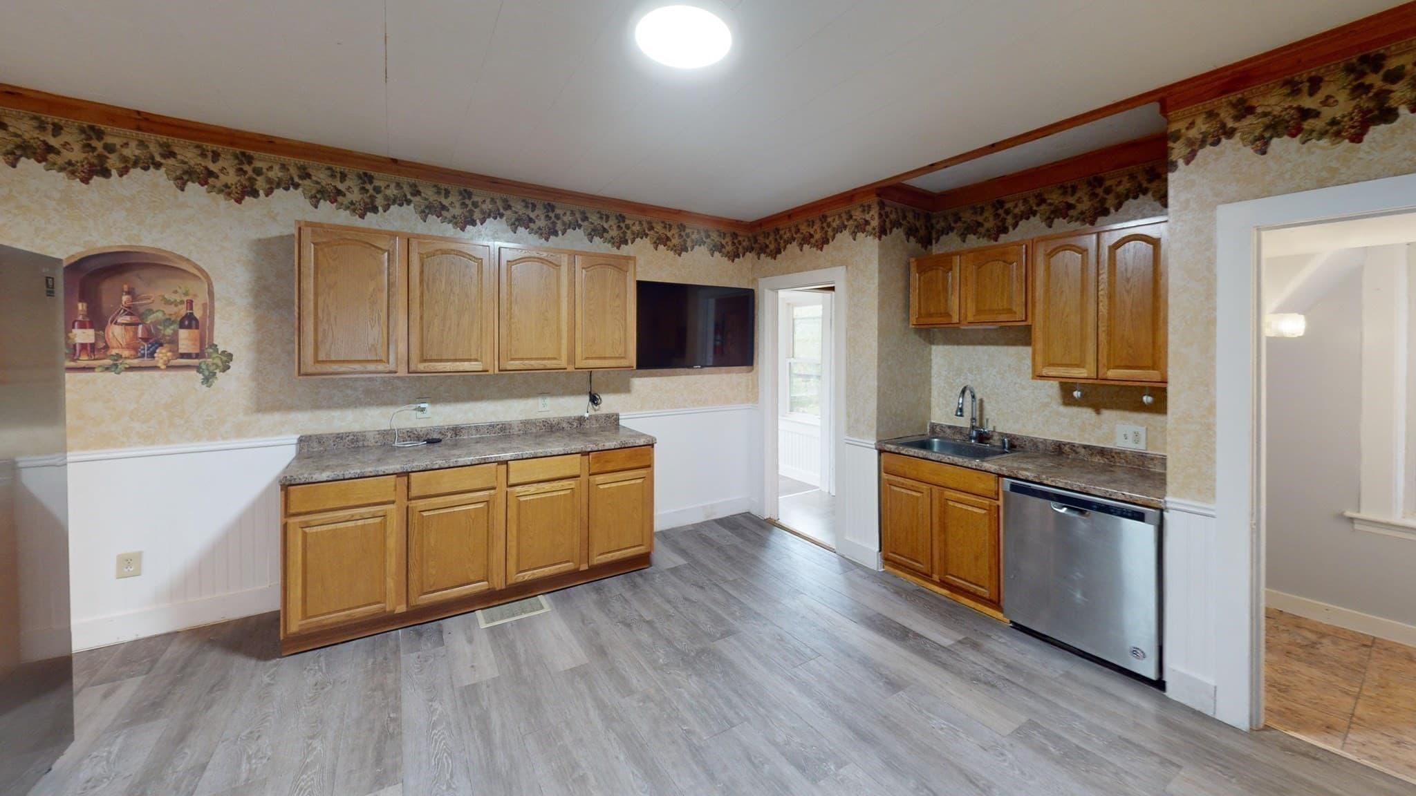Single Family Residence at 624 Westminster Hill Rd., Fitchburg MA 01420, Fitchburg, photo 7 of 38
