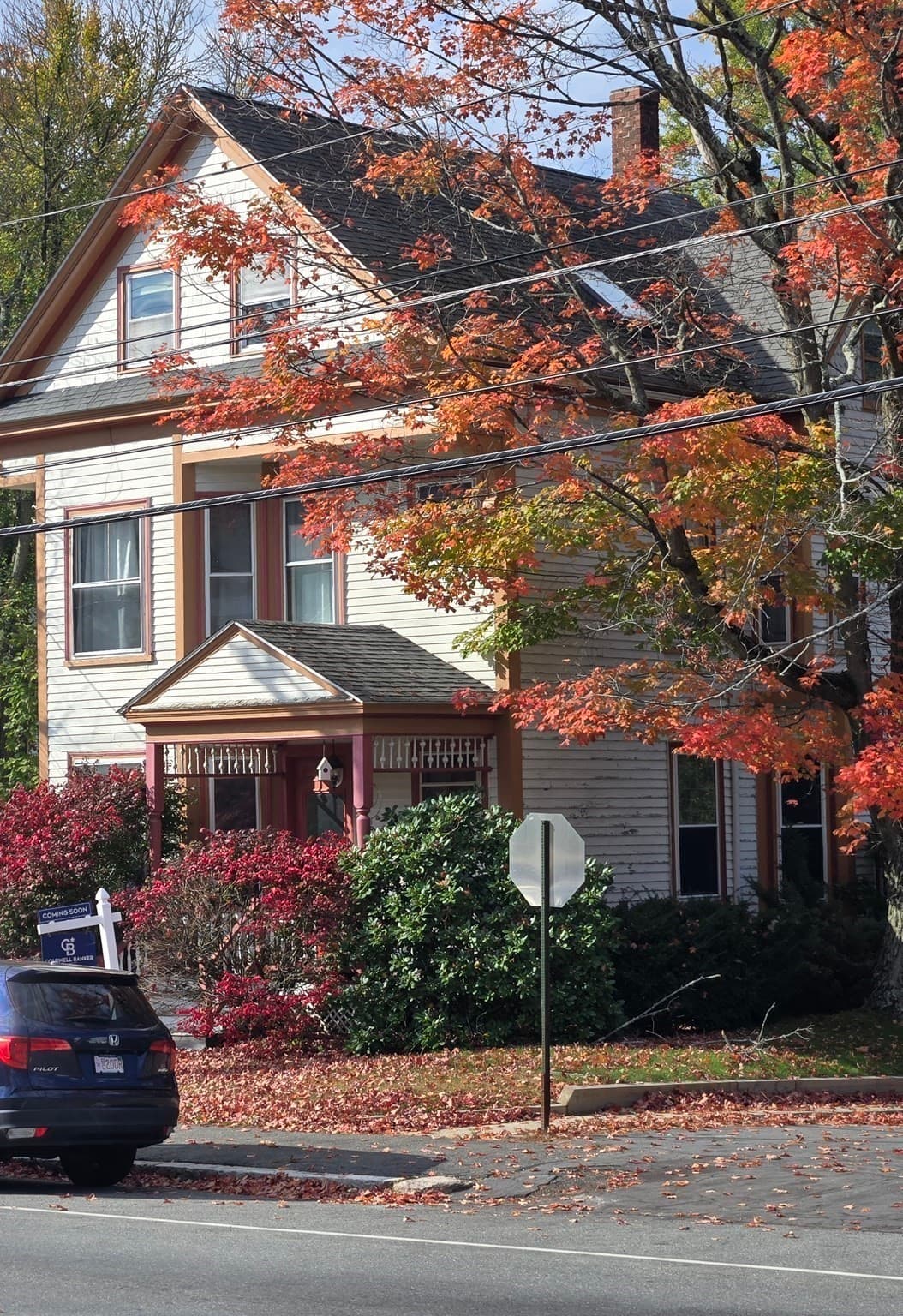 Condominium at 552 Main St # 3, Haverhill MA 01830, Haverhill, photo 2 of 23