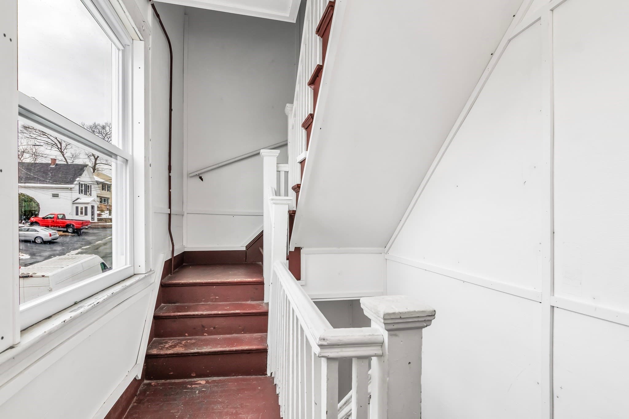 3 Family at 19 Oregon, Lawrence MA 01841, Lawrence, photo 11 of 14