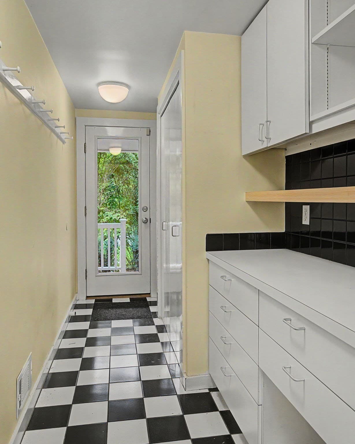 Single Family Residence at 33 Gaylord St, Amherst MA 01002, Amherst, photo 19 of 42