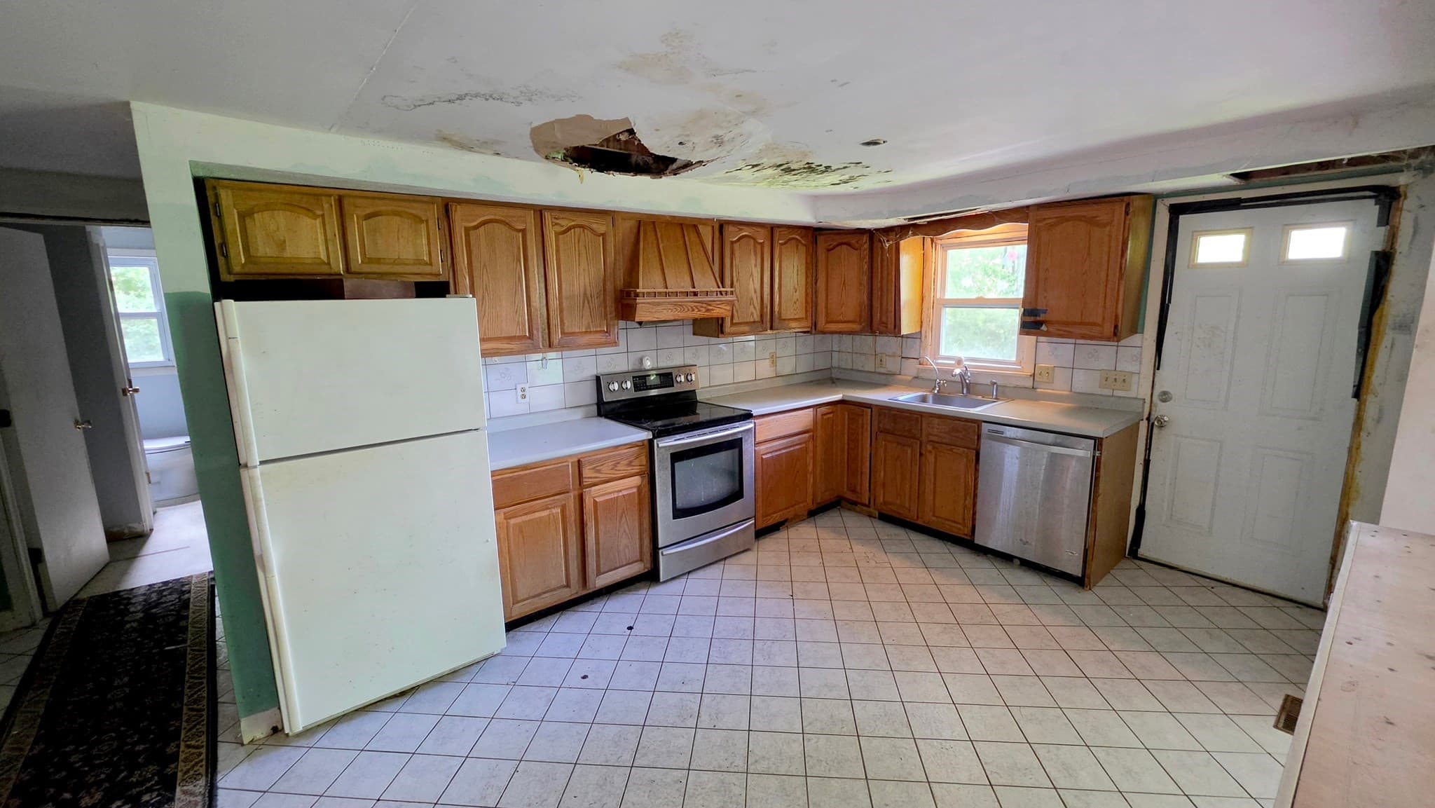 Single Family Residence at 84 Stafford Holland Rd, Wales MA 01081, Wales, photo 5 of 22