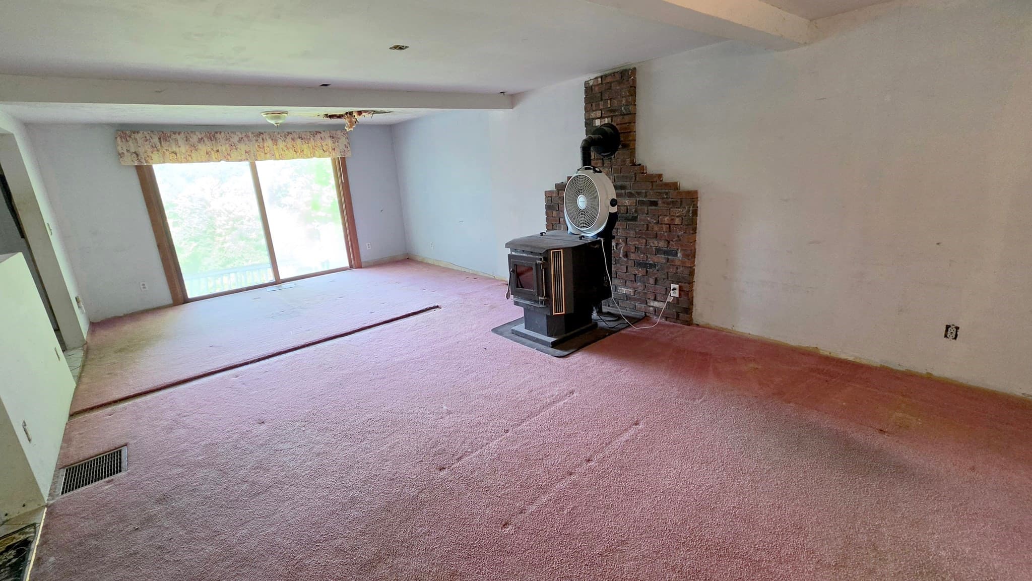 Single Family Residence at 84 Stafford Holland Rd, Wales MA 01081, Wales, photo 8 of 22