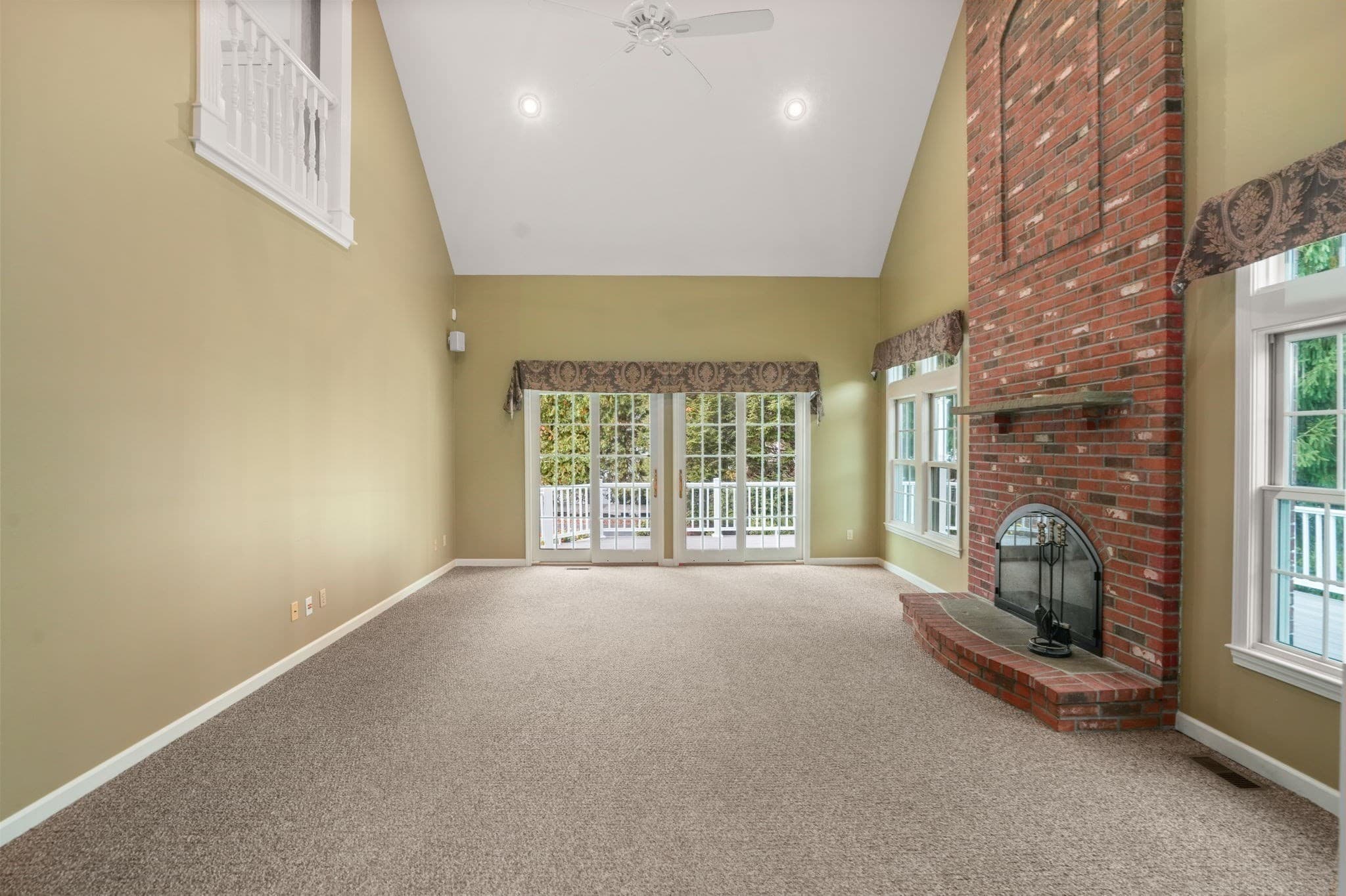 Single Family Residence at 9 Fieldstone Dr, Shrewsbury MA 01545, Shrewsbury, photo 18 of 37