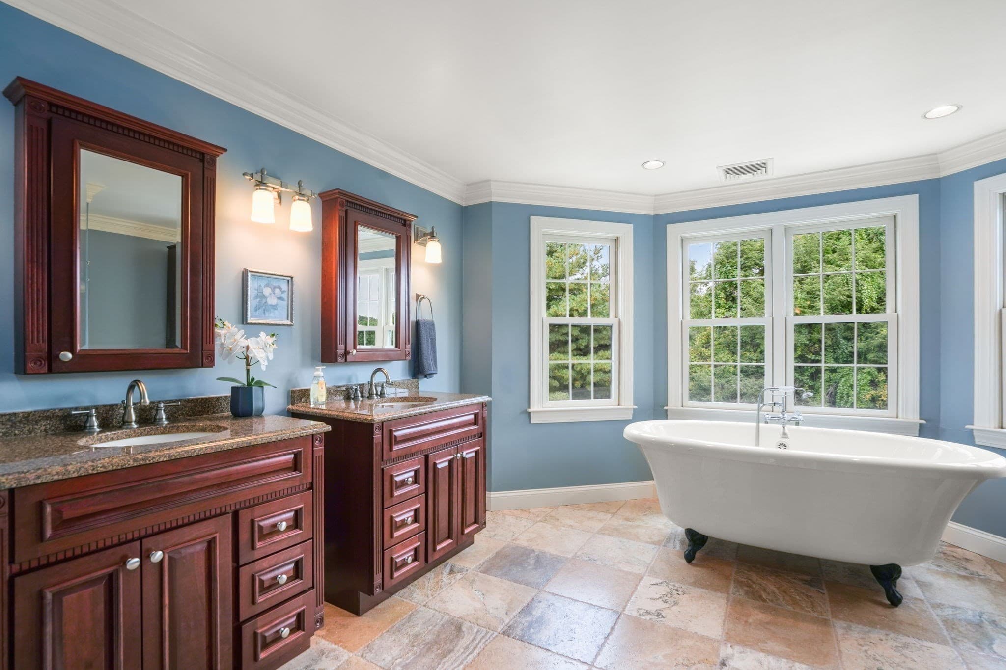 Single Family Residence at 9 Fieldstone Dr, Shrewsbury MA 01545, Shrewsbury, photo 25 of 37