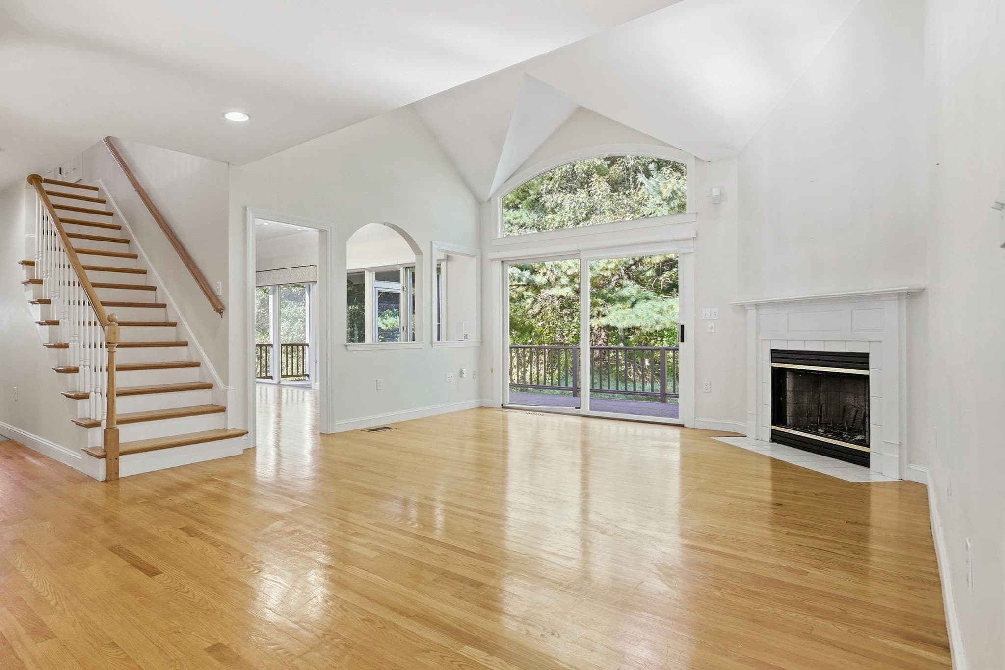 Single Family Residence at 14 Windingwood Ln # 14, Acton MA 01720, Acton, photo 5 of 36