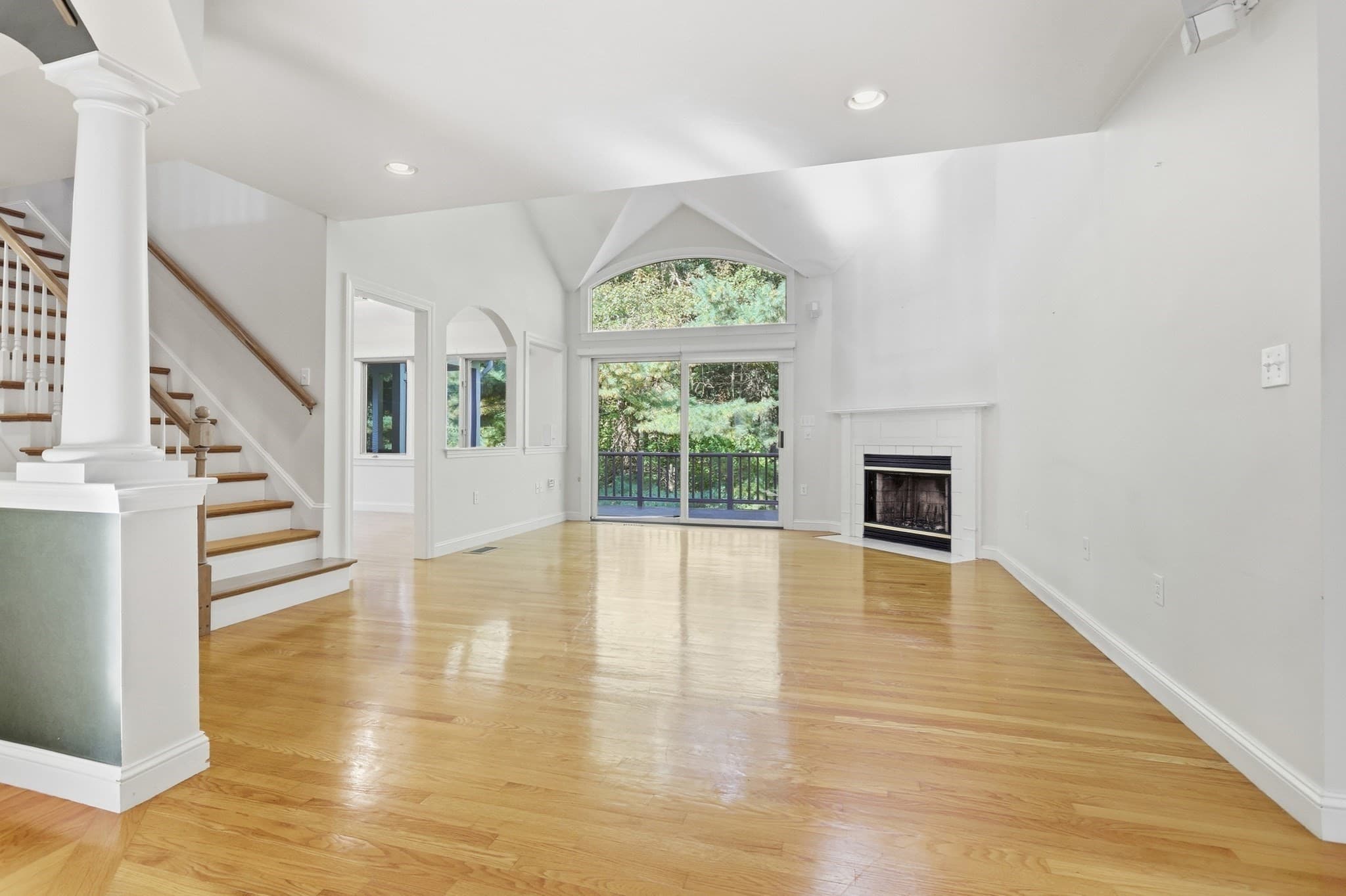 Single Family Residence at 14 Windingwood Ln # 14, Acton MA 01720, Acton, photo 4 of 36