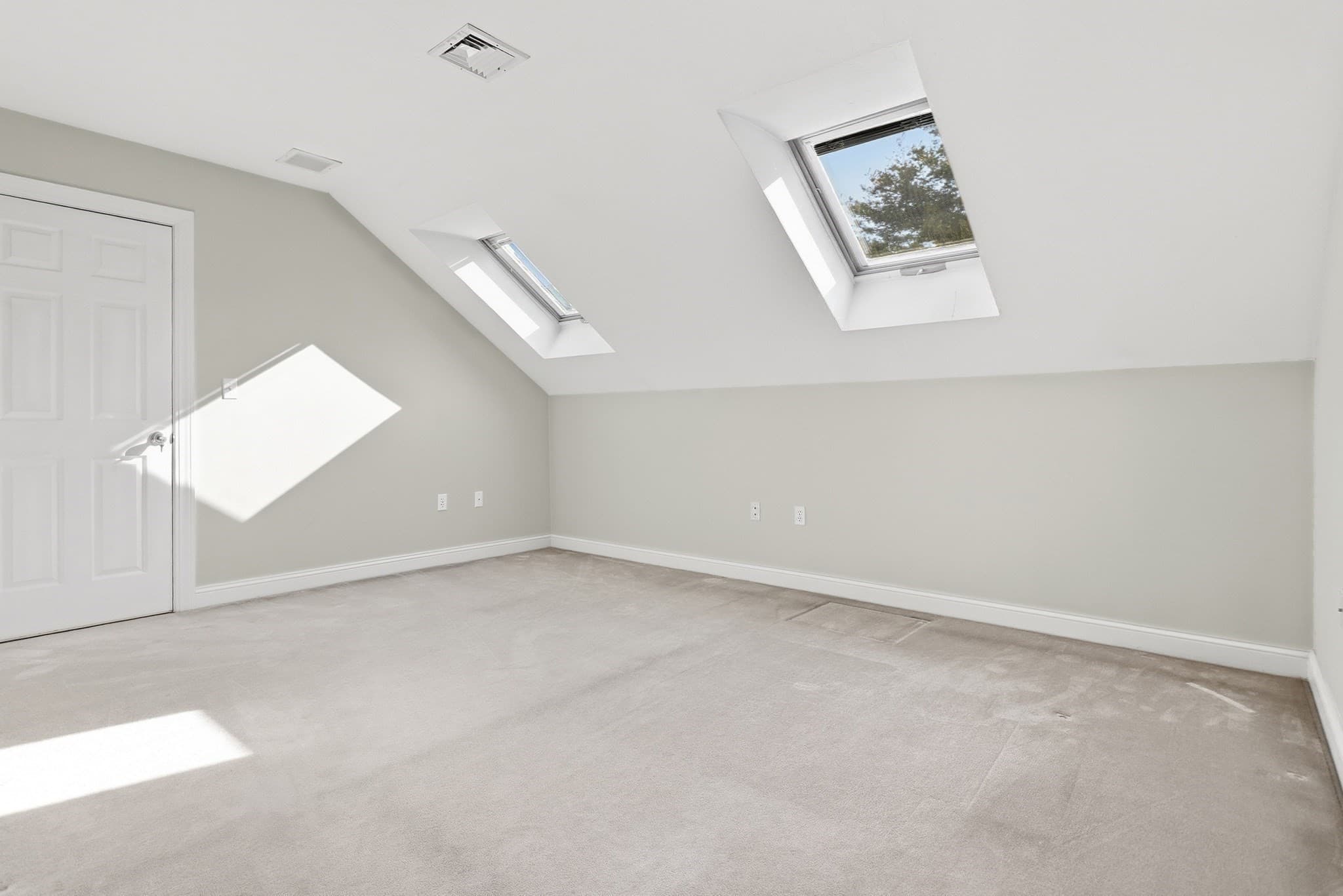 Single Family Residence at 14 Windingwood Ln # 14, Acton MA 01720, Acton, photo 25 of 36