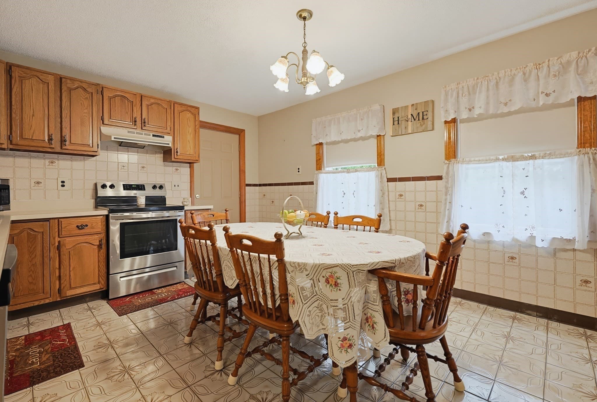 2 Family - 2 Units Up/Down at 11 Heaton Ave, Norwood MA 02062, Norwood, photo 18 of 36