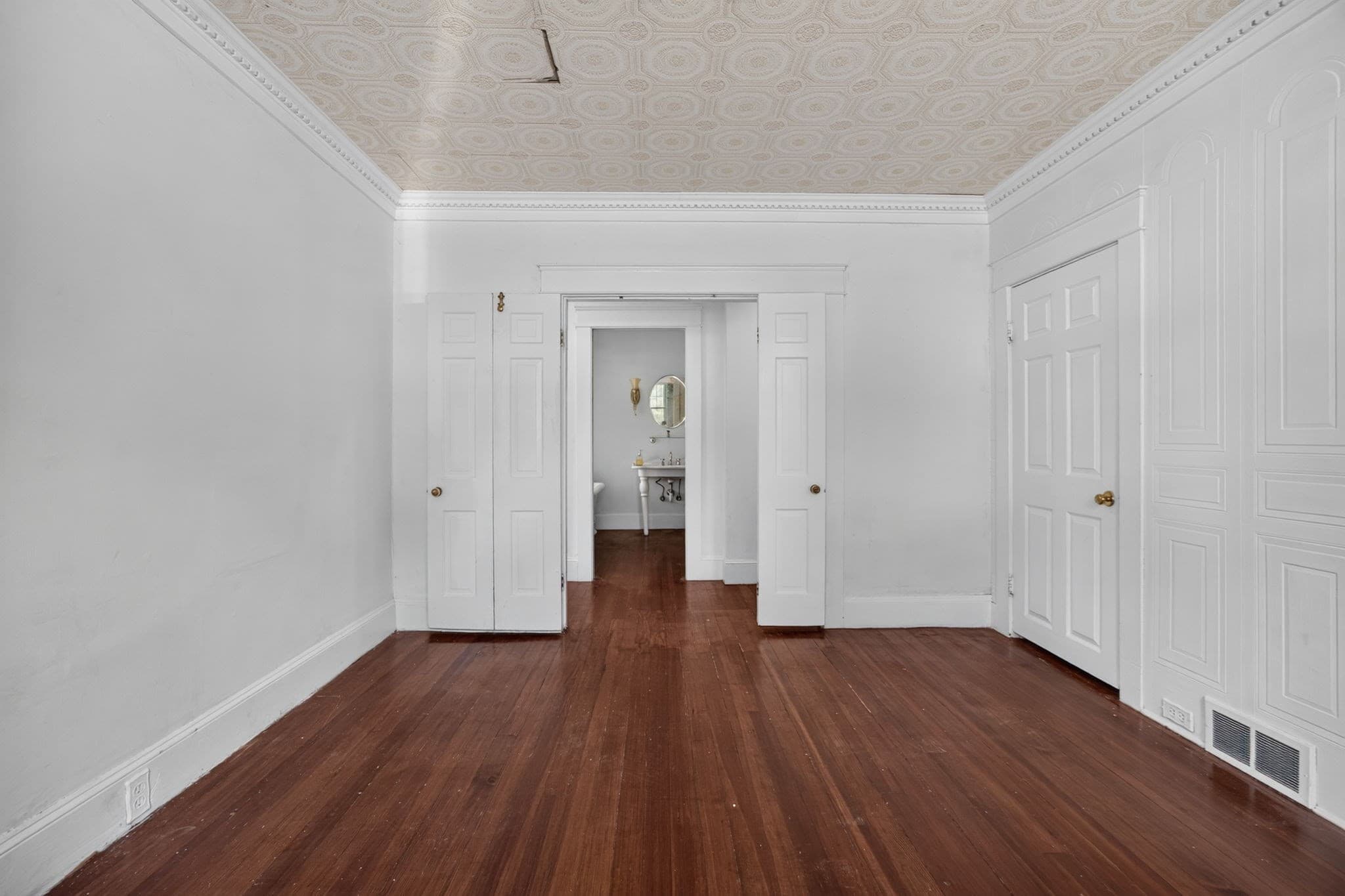 Single Family Residence at 230 Main St, Chelmsford MA 01863, Chelmsford, photo 37 of 42