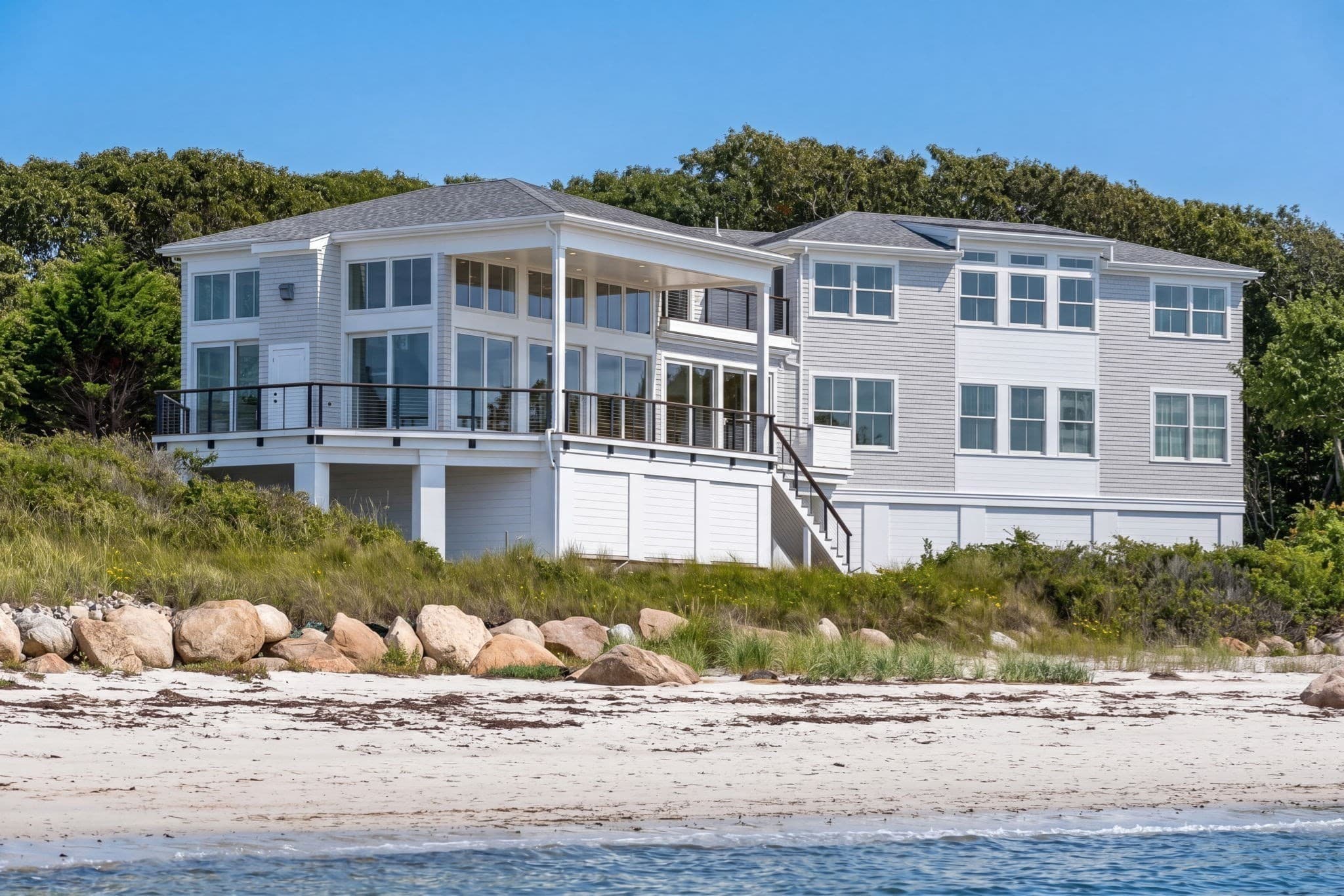 114 Quaker Rd, Falmouth MA 02540