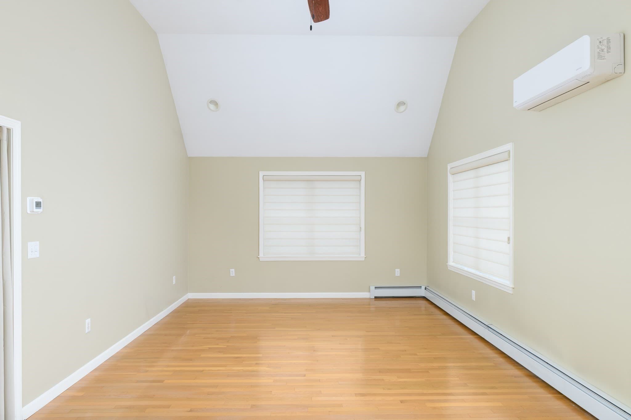 Single Family Residence at 249 Pleasantdale Rd, Rutland MA 01543, Rutland, photo 12 of 29