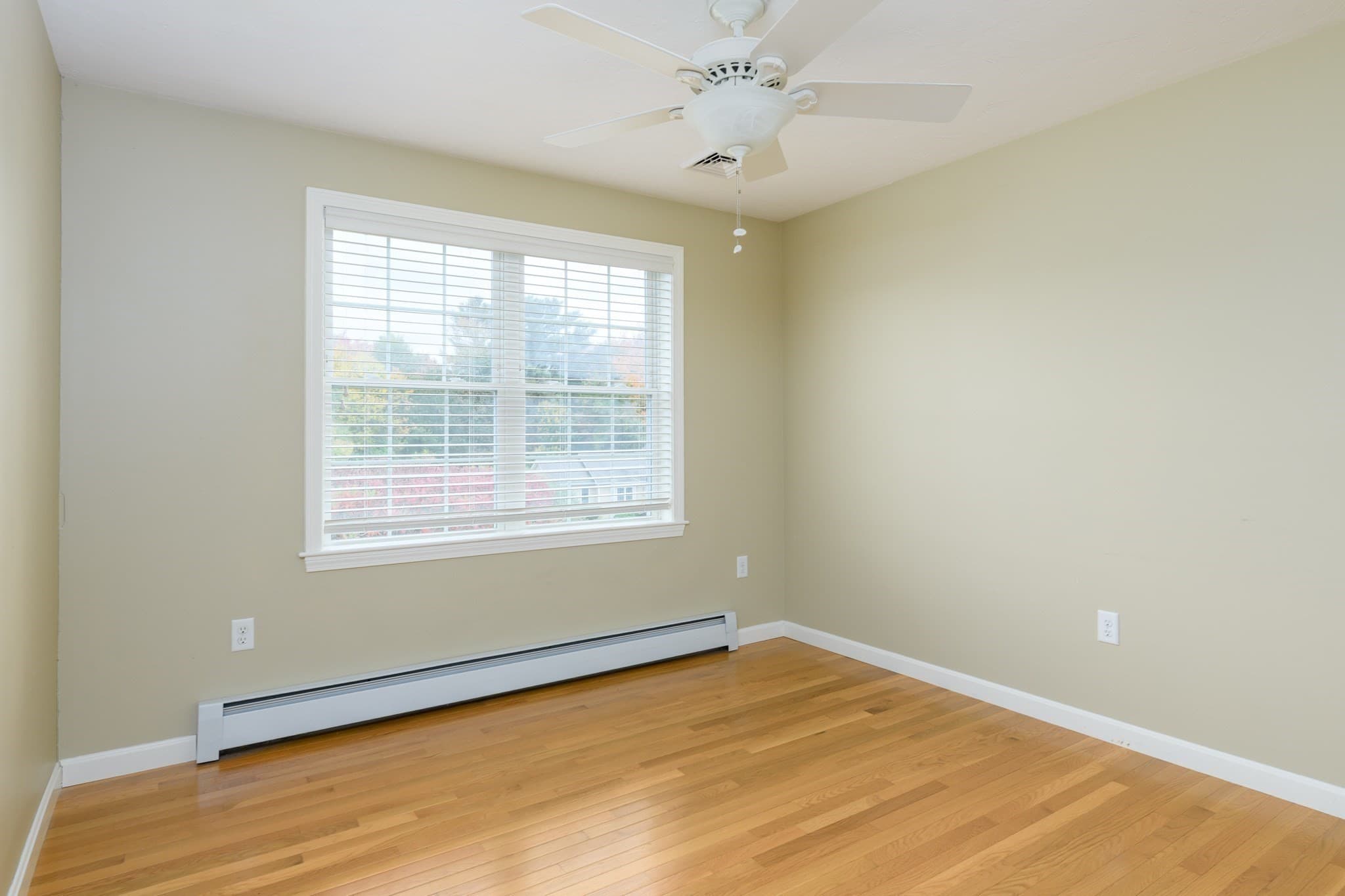 Single Family Residence at 249 Pleasantdale Rd, Rutland MA 01543, Rutland, photo 18 of 29
