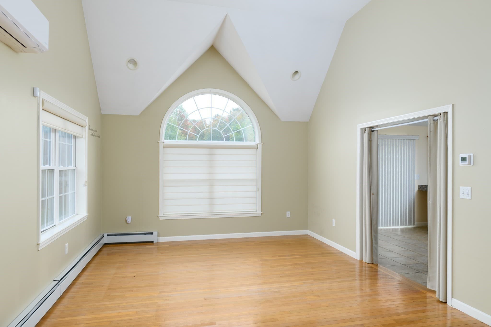 Single Family Residence at 249 Pleasantdale Rd, Rutland MA 01543, Rutland, photo 11 of 29