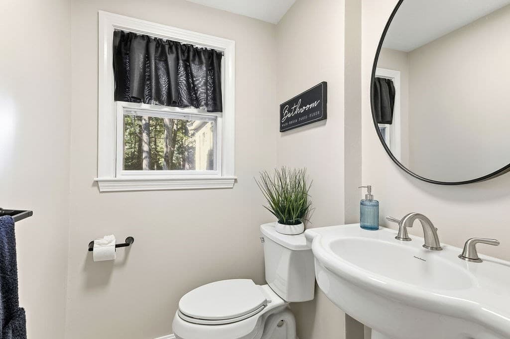 Single Family Residence at 76 Woodridge Road, Duxbury MA 02332, Duxbury, photo 18 of 36