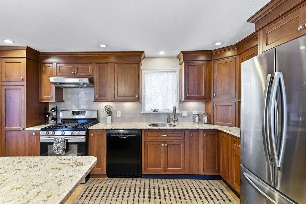 Single Family Residence at 76 Woodridge Road, Duxbury MA 02332, Duxbury, photo 8 of 36