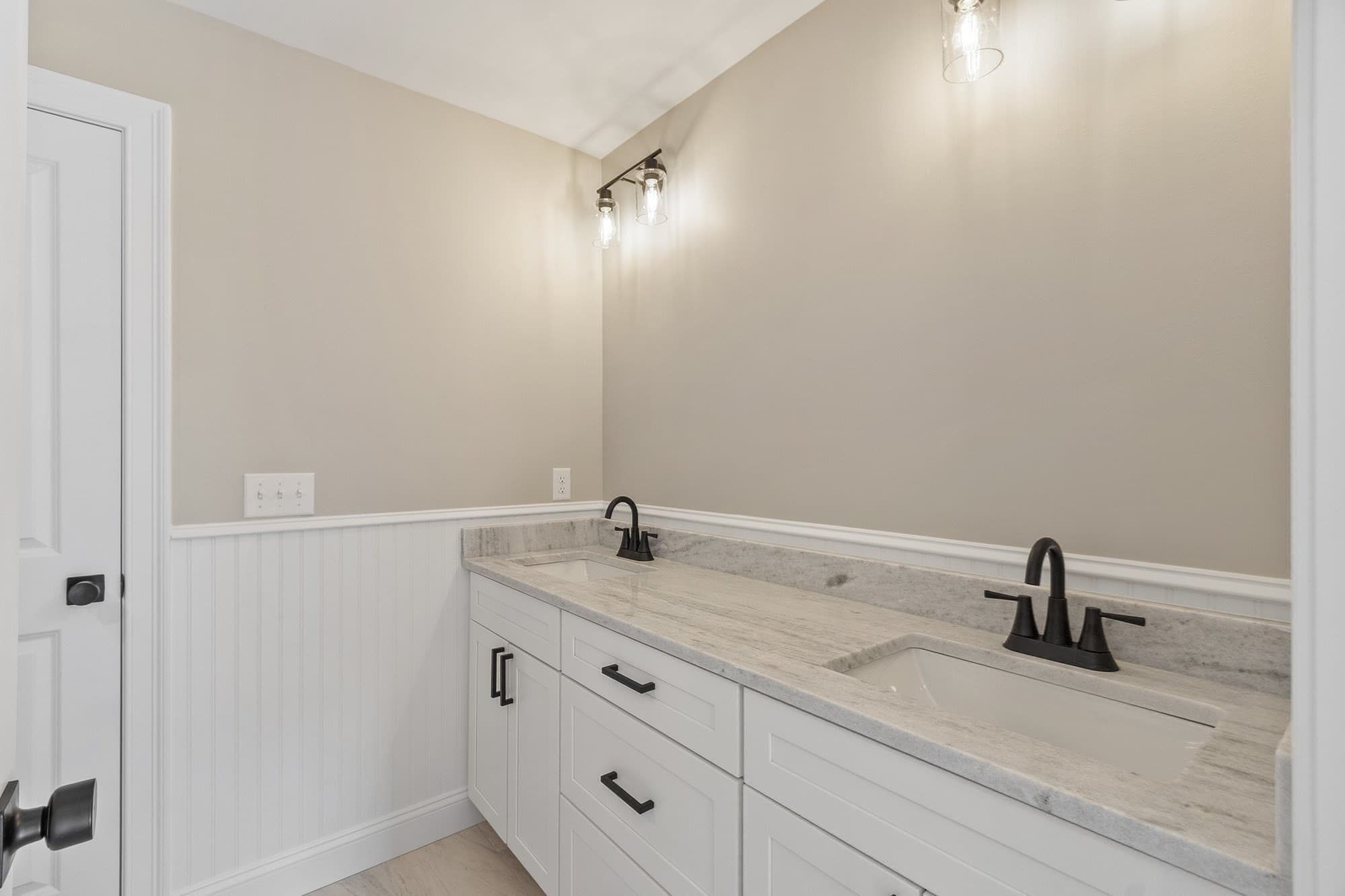 Condex at 23 Prospect St # 1, Fitchburg MA 01420, Fitchburg, photo 24 of 41