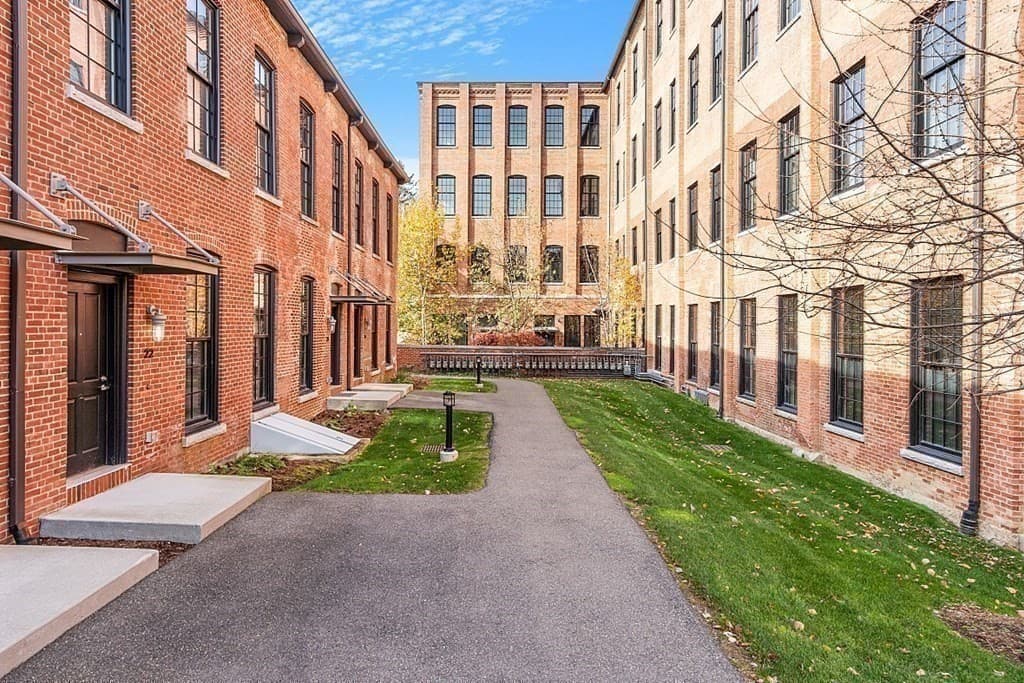 Condominium at 160 Water St # 27, Williamstown MA 01267, photo 25 of 38