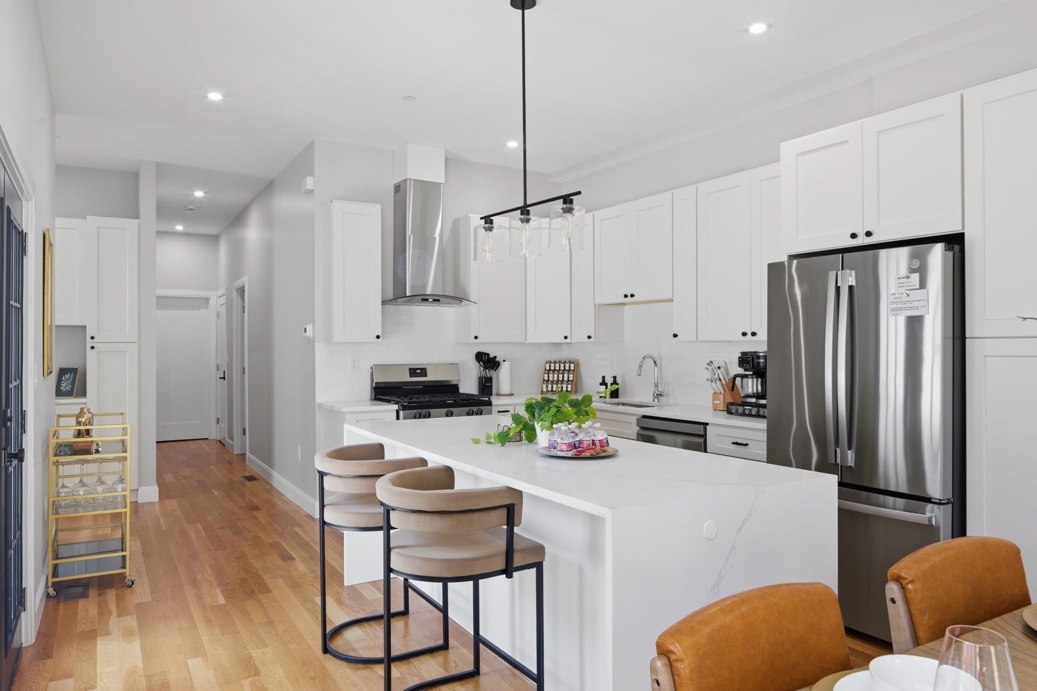 Condominium at 174 Walnut Street # 1, Somerville MA 02145, Somerville, photo 8 of 35