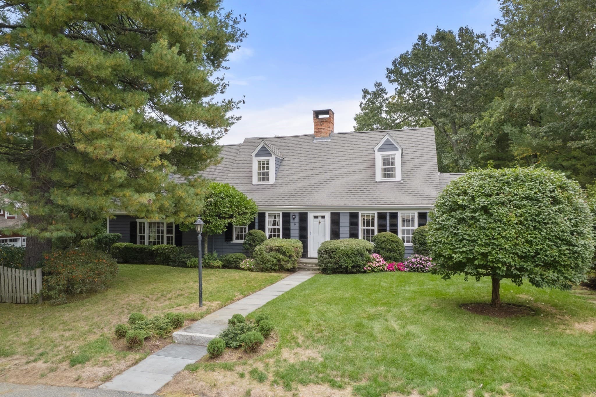 Single Family Residence at 9 Oakley Rd, Dover MA 02030, Dover, photo 2 of 37