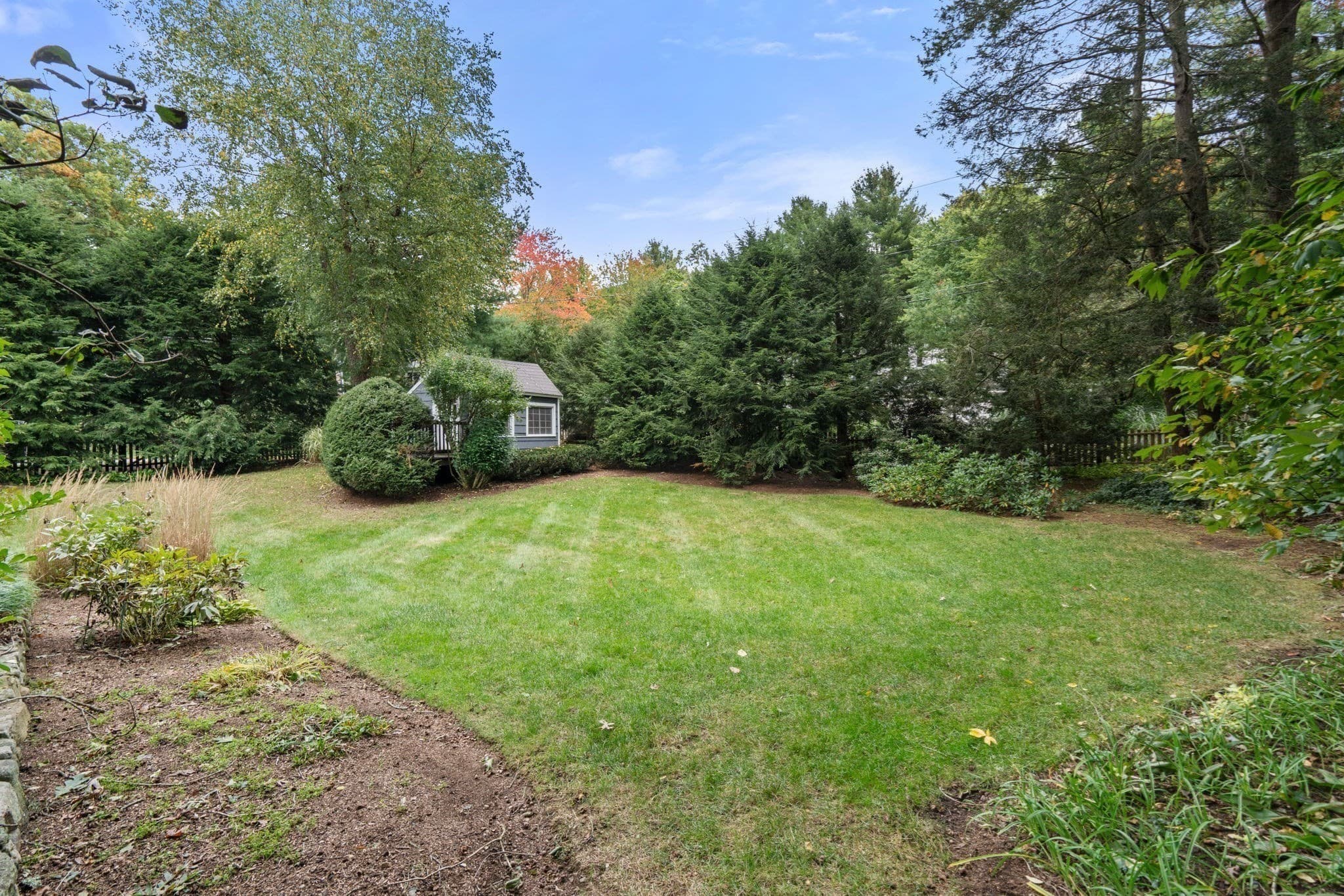 Single Family Residence at 9 Oakley Rd, Dover MA 02030, Dover, photo 28 of 37
