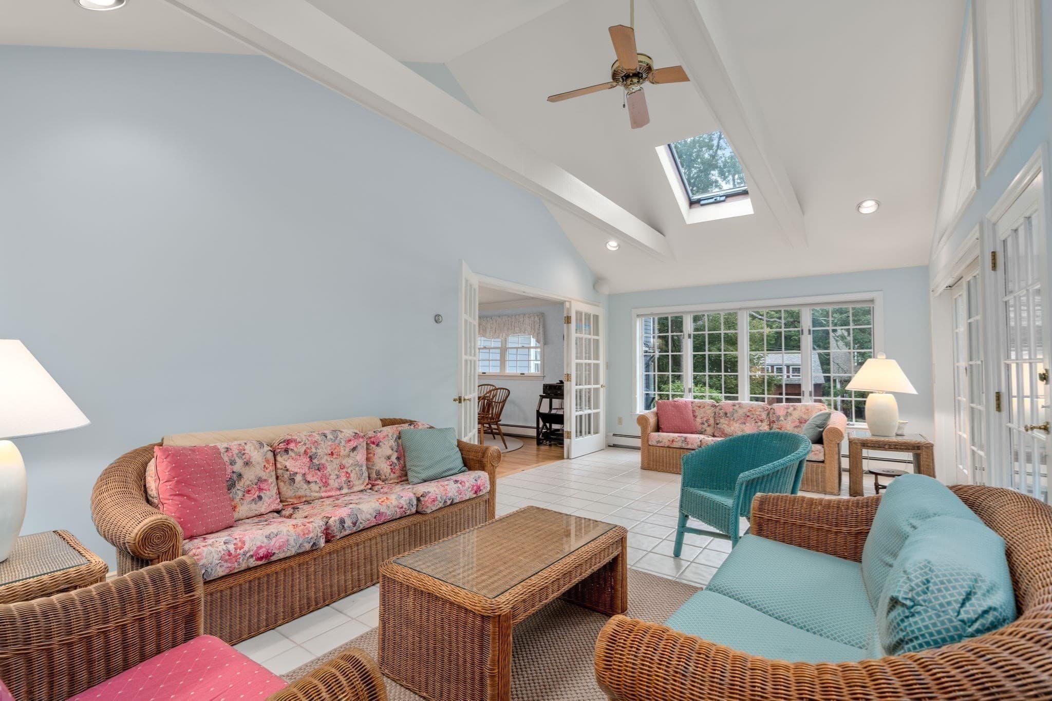 Single Family Residence at 9 Oakley Rd, Dover MA 02030, Dover, photo 5 of 37