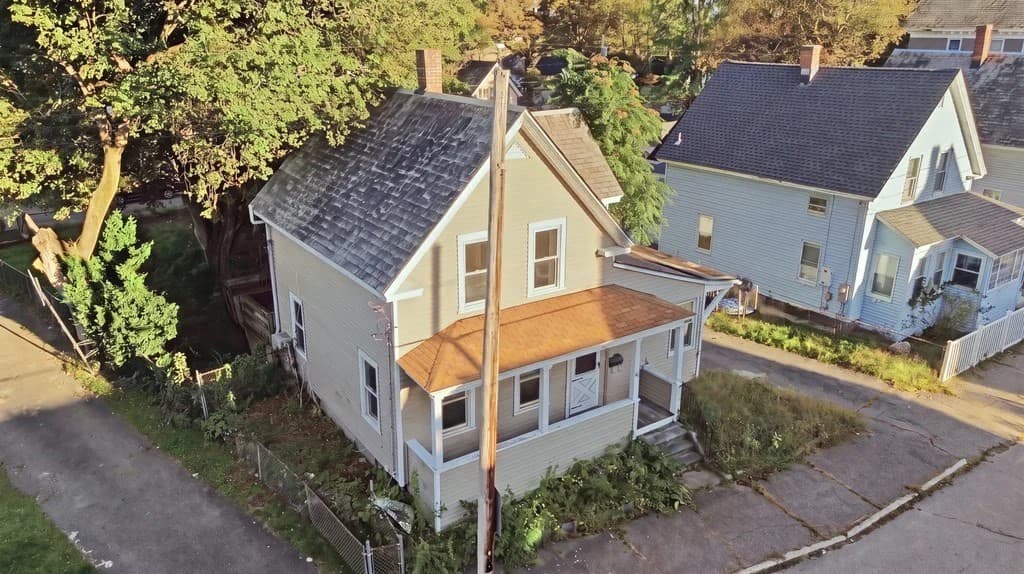 Single Family Residence at 45 Townsend St, Fitchburg MA 01420, Fitchburg, photo 2 of 30