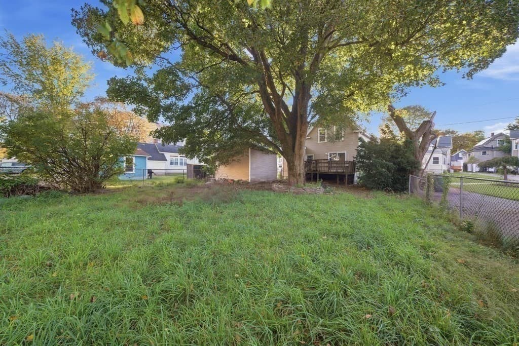 Single Family Residence at 45 Townsend St, Fitchburg MA 01420, Fitchburg, photo 6 of 30
