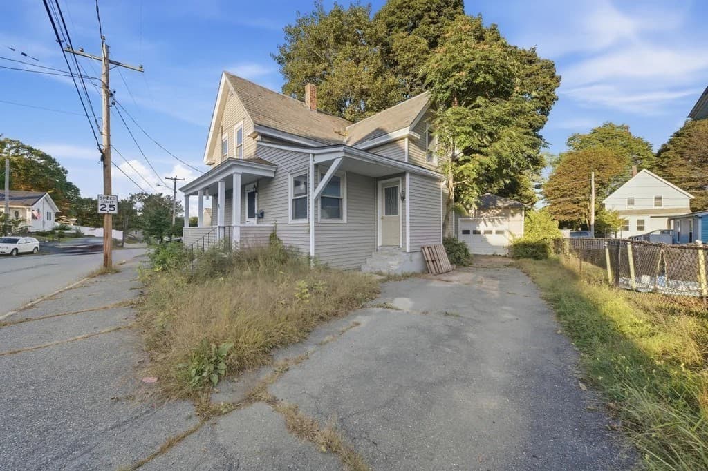 Single Family Residence at 45 Townsend St, Fitchburg MA 01420, Fitchburg, photo 3 of 30
