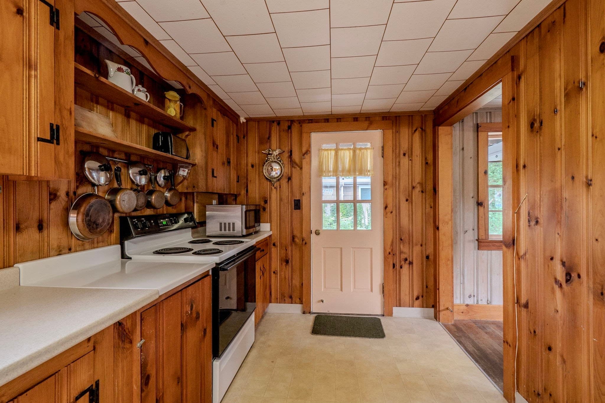 Single Family Residence at 6 Kibby Ln, Dennis MA 02639, Dennis, photo 11 of 32