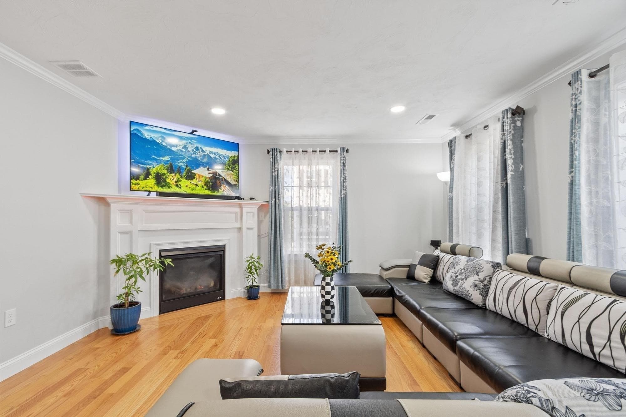 Condominium at 1400 Gorham St # 41, Lowell MA 01852, Lowell, photo 12 of 25