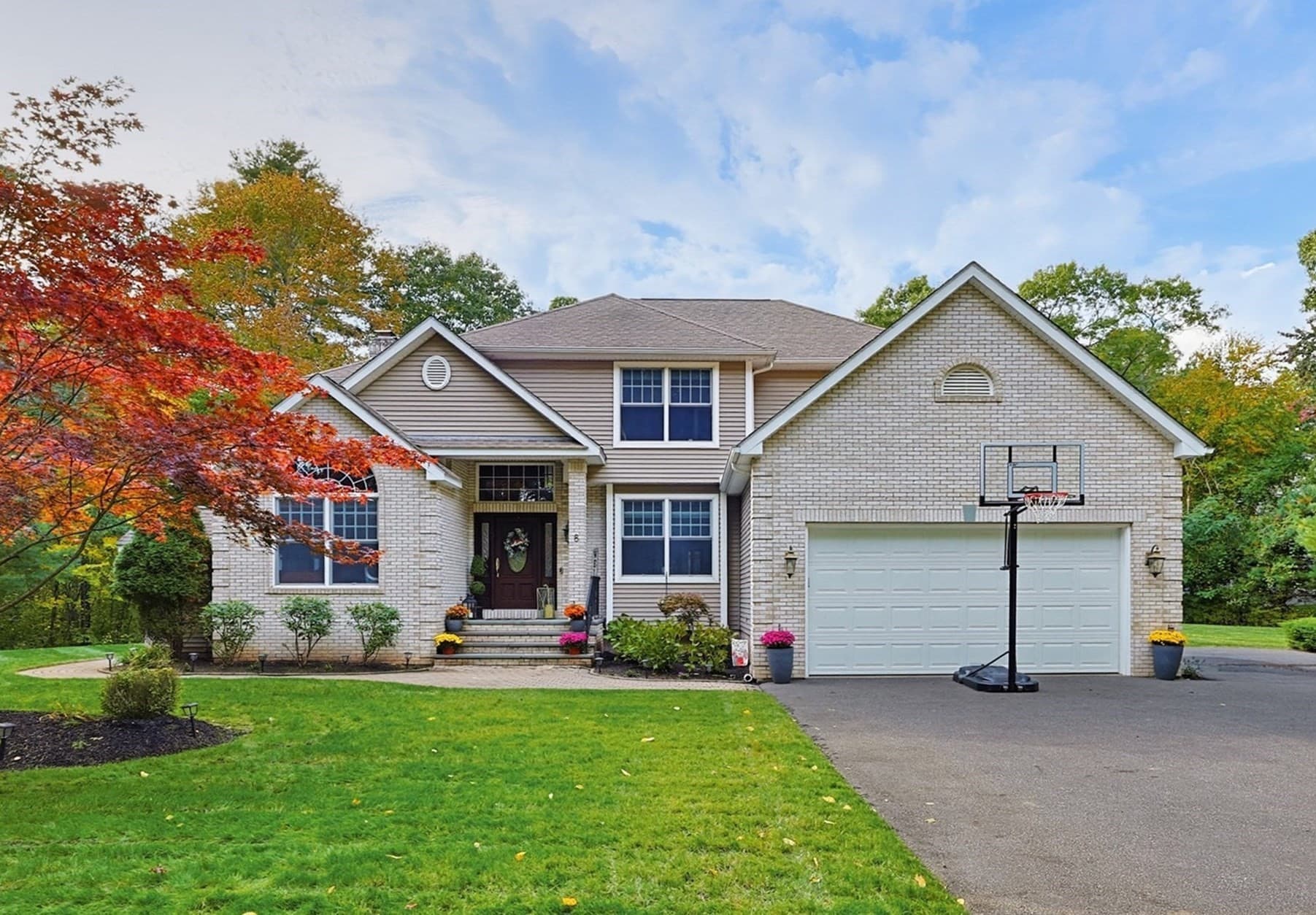 8 Old Bliss St, Rehoboth MA 02769