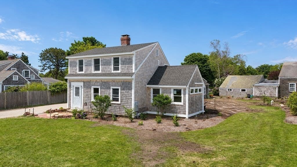 33 Pleasant, Dennis MA 02670