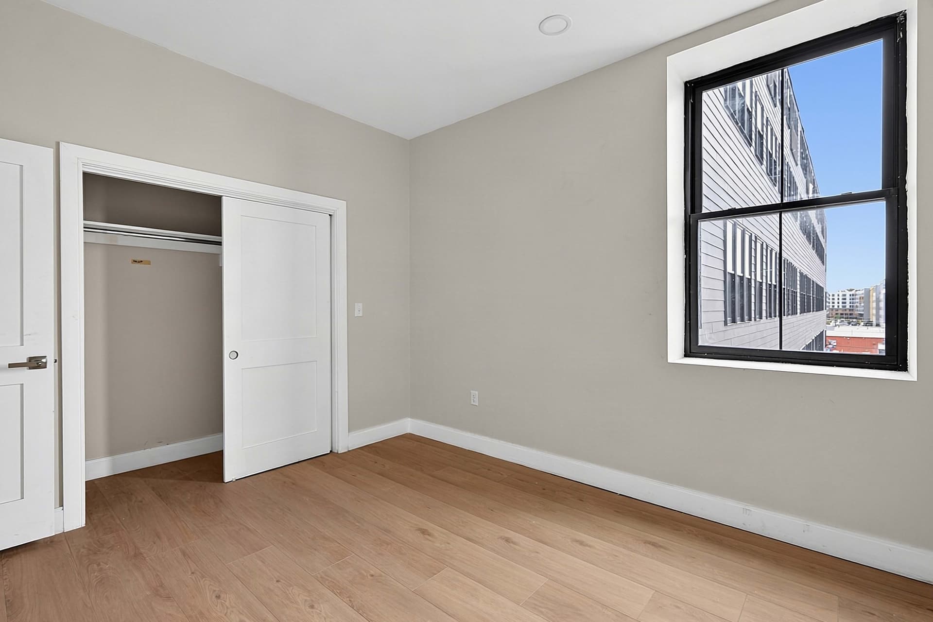 Apartment at 376 Third Street # 518, Everett MA 02149, photo 26 of 35