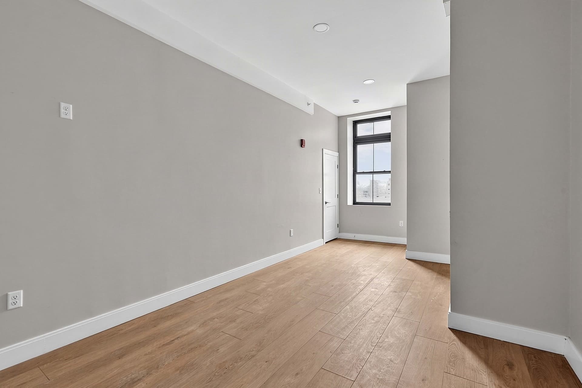 Apartment at 376 Third Street # 518, Everett MA 02149, photo 34 of 35