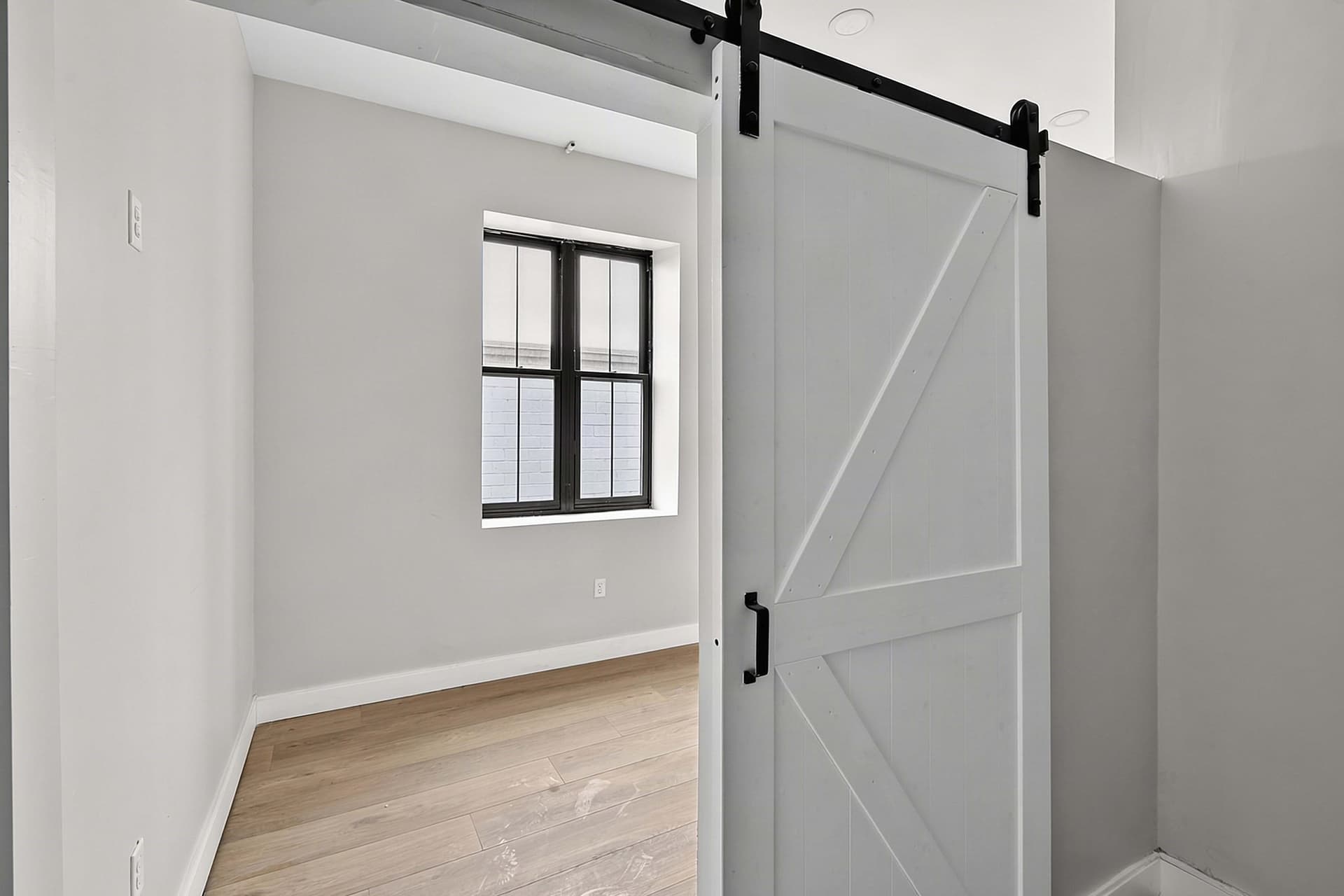 Apartment at 376 Third Street # 518, Everett MA 02149, photo 31 of 35
