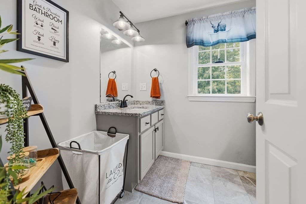Single Family Residence at 982 Dighton Woods Cir, Dighton MA 02715, Dighton, photo 20 of 23