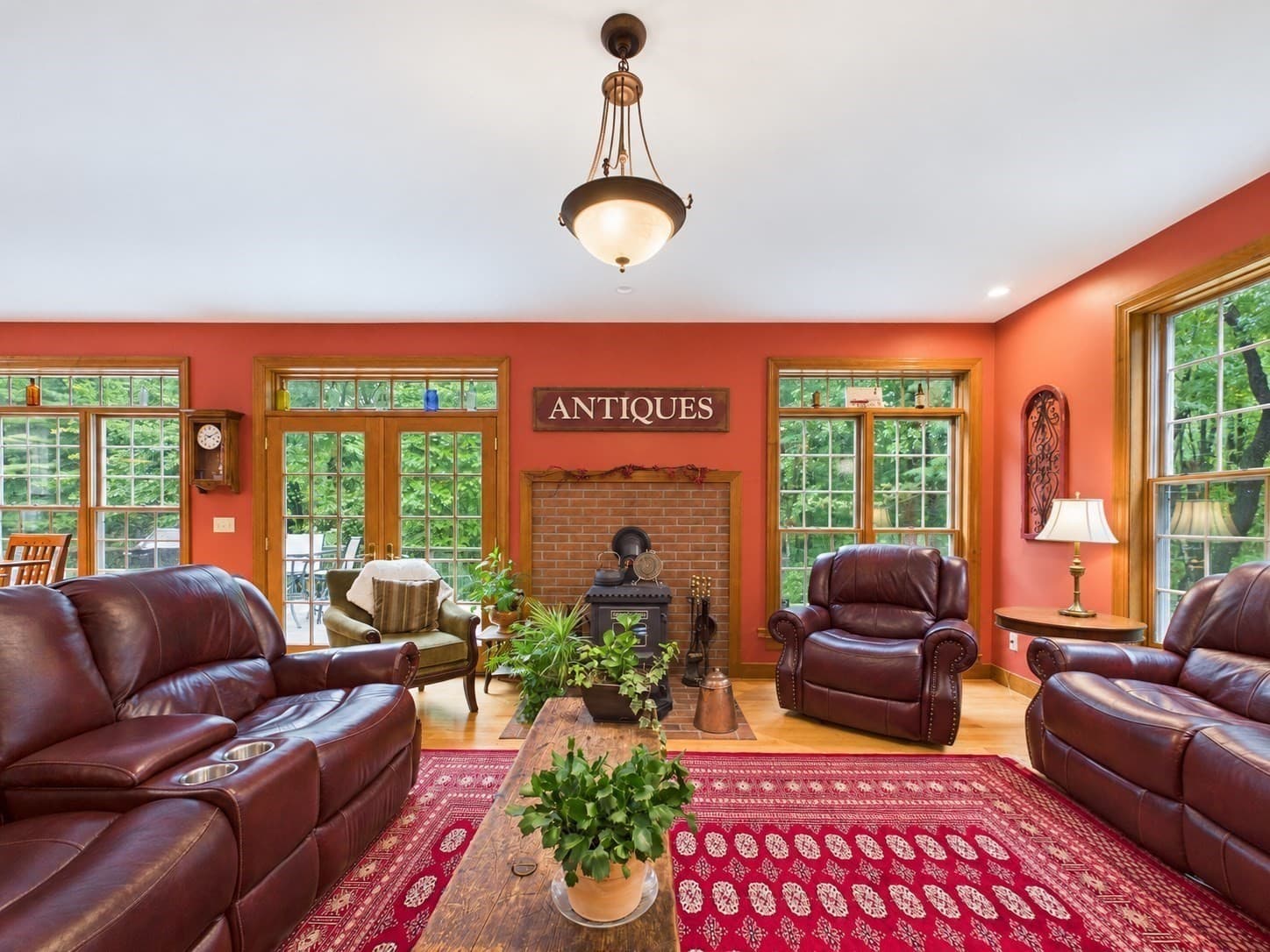 Single Family Residence at 144 East St, Uxbridge MA 01569, Uxbridge, photo 10 of 33