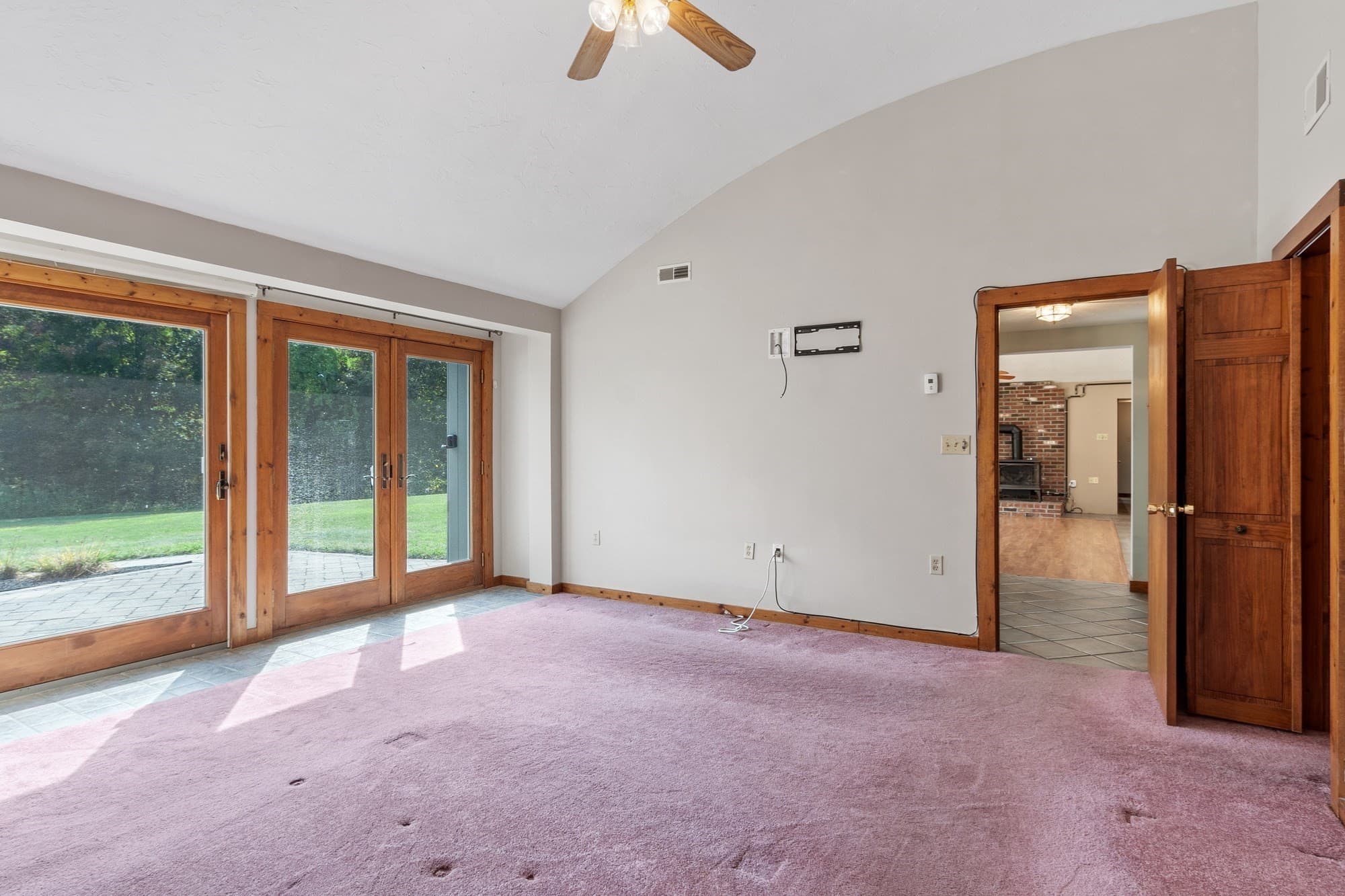 Single Family Residence at 137 Princeton Rd, Sterling MA 01564, photo 22 of 36